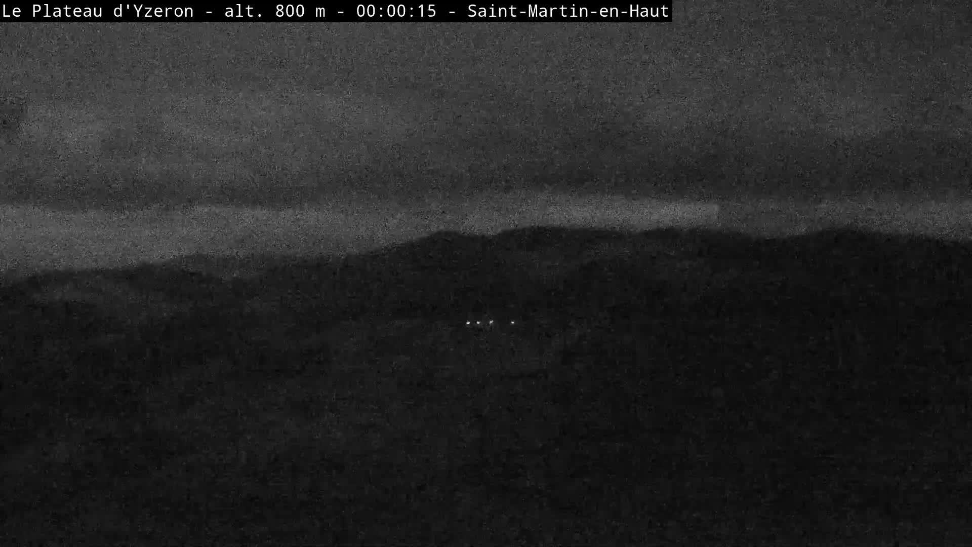 Yzeron Adventure,  Plateau d'Yzeron Live Cam - Lyon, Rhone, Auvergne-Rhone-Alpes, france
