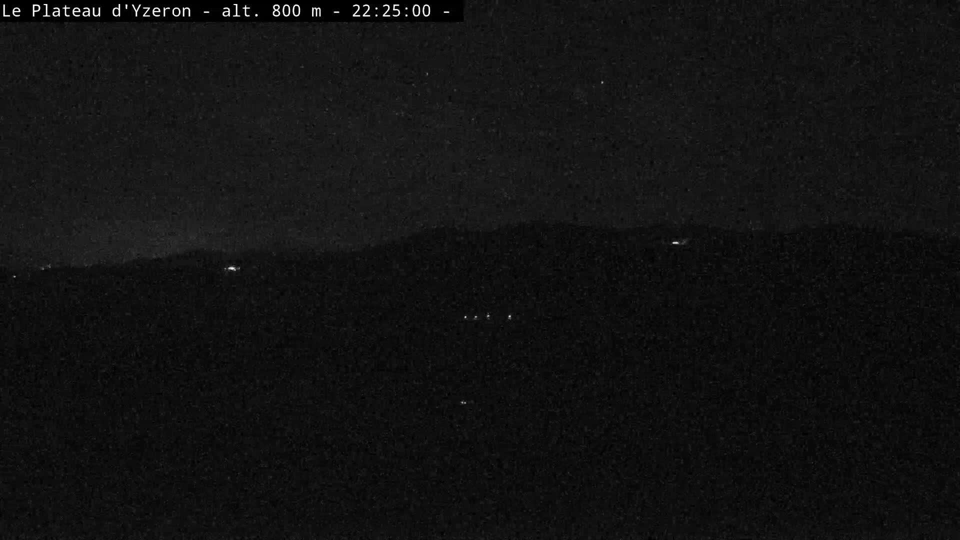 Yzeron Adventure,  Plateau d'Yzeron Live Cam - Lyon, Rhone, Auvergne-Rhone-Alpes, france