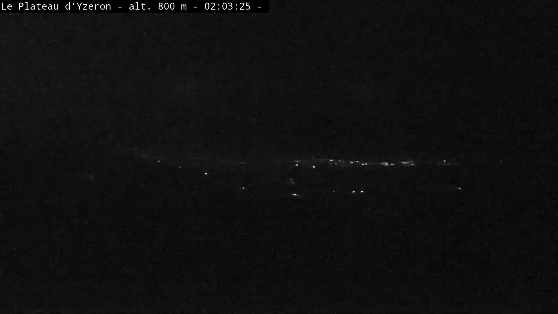 Yzeron Adventure,  Plateau d'Yzeron Live Cam - Lyon, Rhone, Auvergne-Rhone-Alpes, france