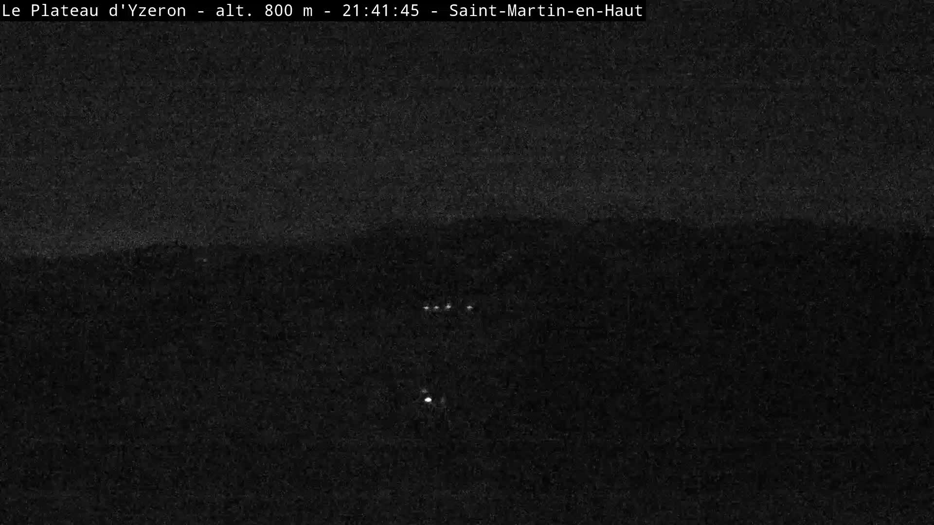Yzeron Adventure,  Plateau d'Yzeron Live Cam - Lyon, Rhone, Auvergne-Rhone-Alpes, france
