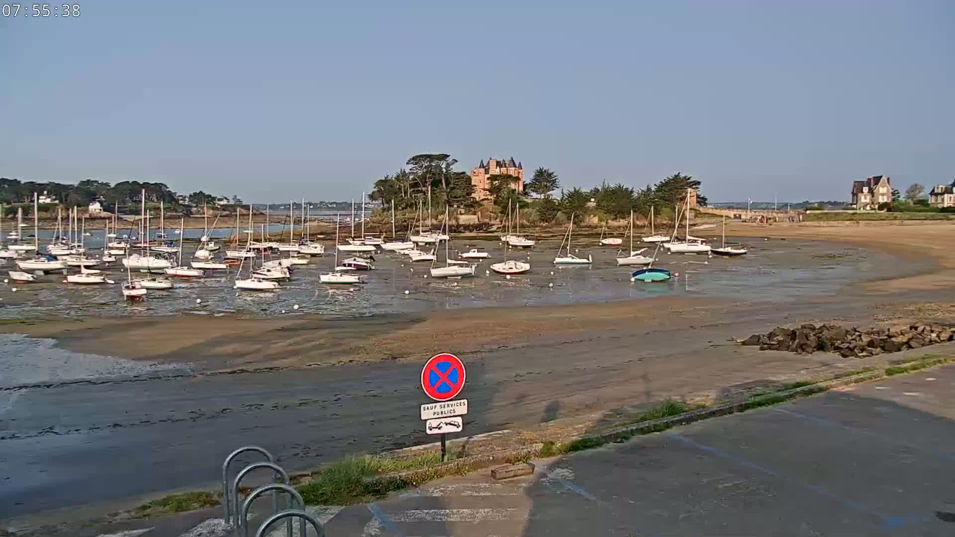 Saint-Briac-sur-Mer, Port & Plage de Bechet Live Cam - Saint-Malo, Ille-et-Vilaine, Bretagne, France