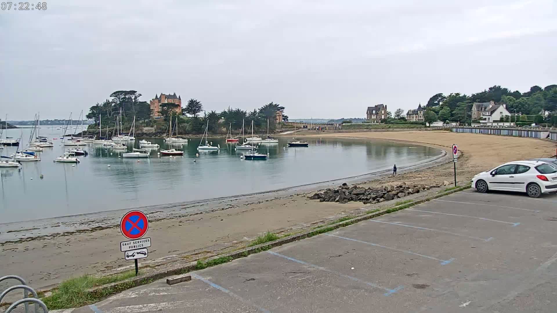 Saint-Briac-sur-Mer, Port & Plage de Bechet Live Cam - Saint-Malo, Ille-et-Vilaine, Bretagne, France
