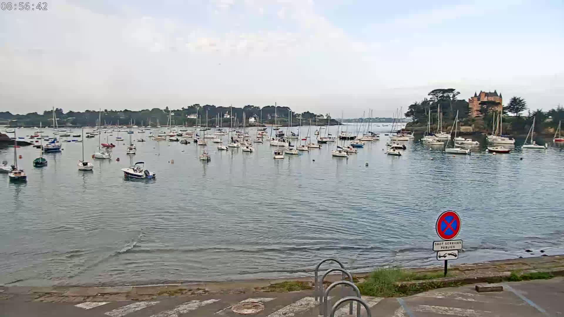Saint-Briac-sur-Mer, Port & Plage de Bechet Live Cam - Saint-Malo, Ille-et-Vilaine, Bretagne, France