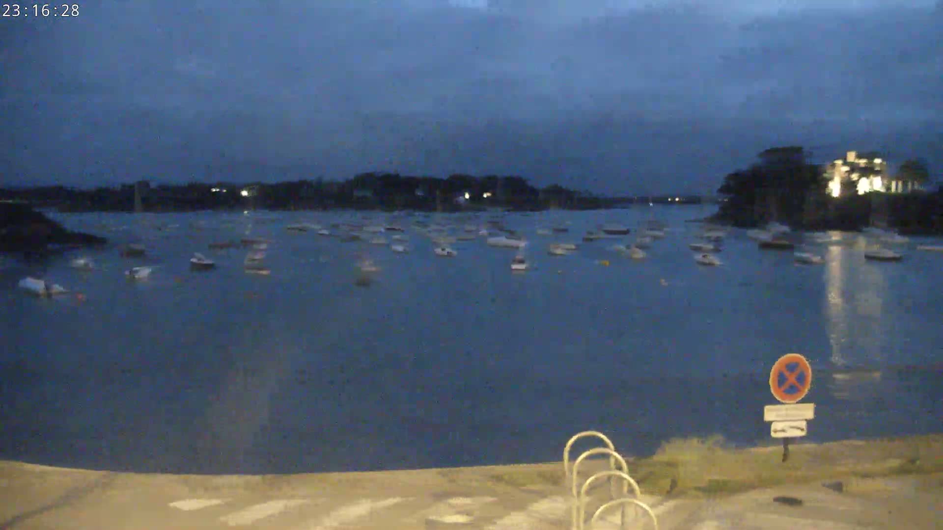 Saint-Briac-sur-Mer, Port & Plage de Bechet Live Cam - Saint-Malo, Ille-et-Vilaine, Bretagne, France