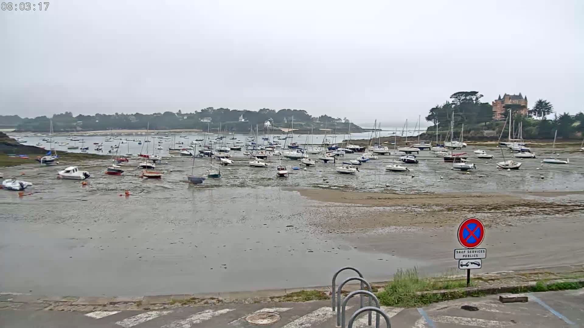 Saint-Briac-sur-Mer, Port & Plage de Bechet Live Cam - Saint-Malo, Ille-et-Vilaine, Bretagne, France