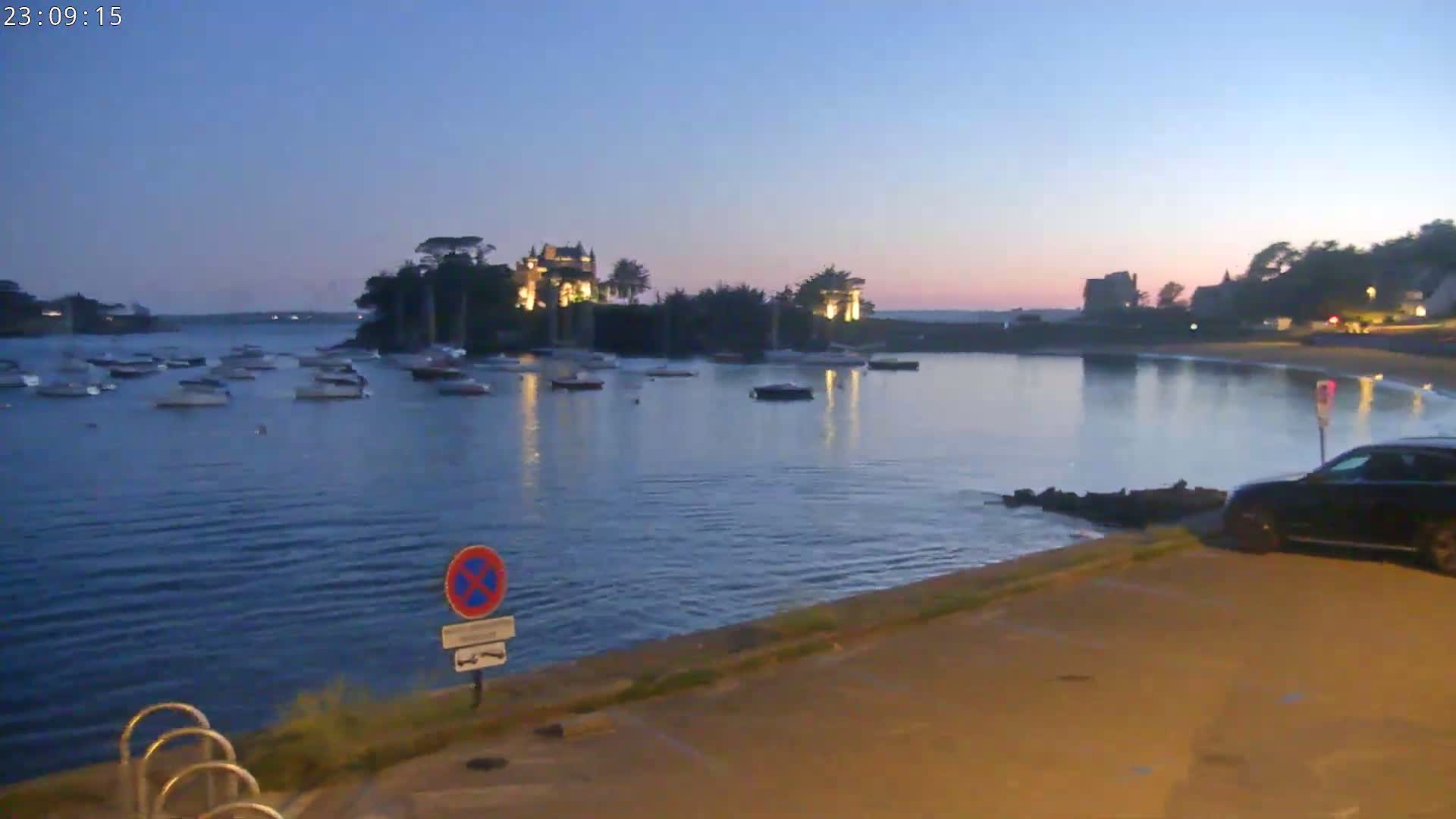 Saint-Briac-sur-Mer, Port & Plage de Bechet Live Cam - Saint-Malo, Ille-et-Vilaine, Bretagne, France