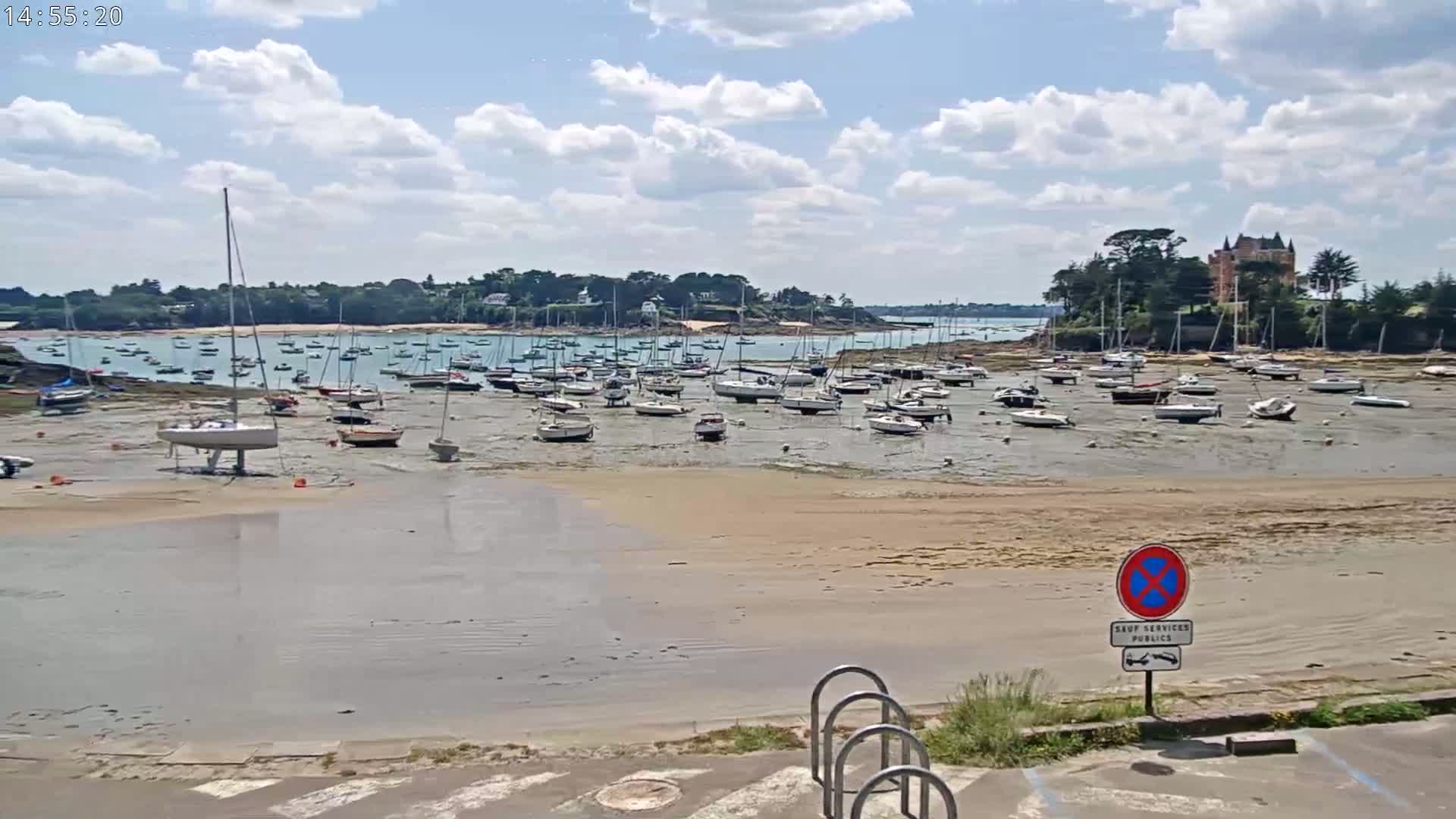 Saint-Briac-sur-Mer, Port & Plage de Bechet Live Cam - Saint-Malo, Ille-et-Vilaine, Bretagne, France