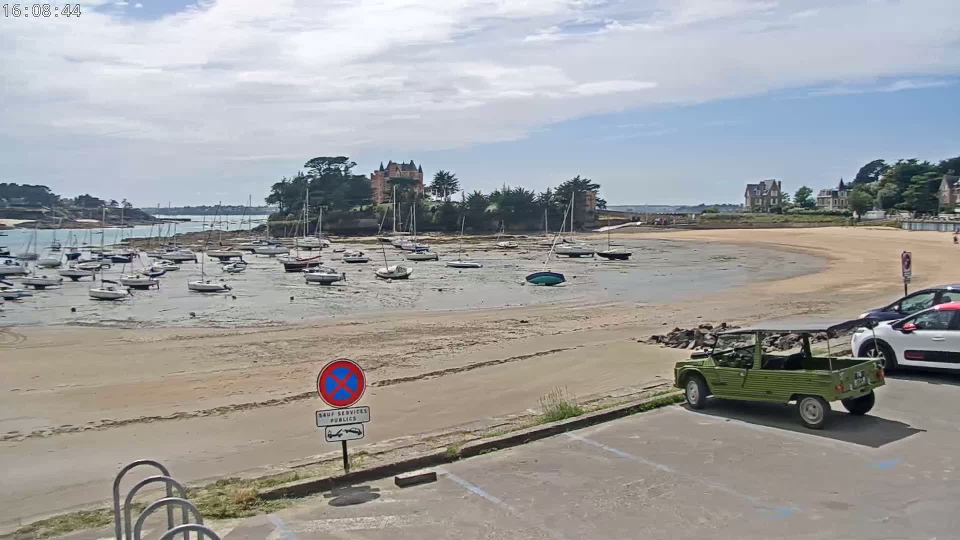 Saint-Briac-sur-Mer, Port & Plage de Bechet Live Cam - Saint-Malo, Ille-et-Vilaine, Bretagne, France