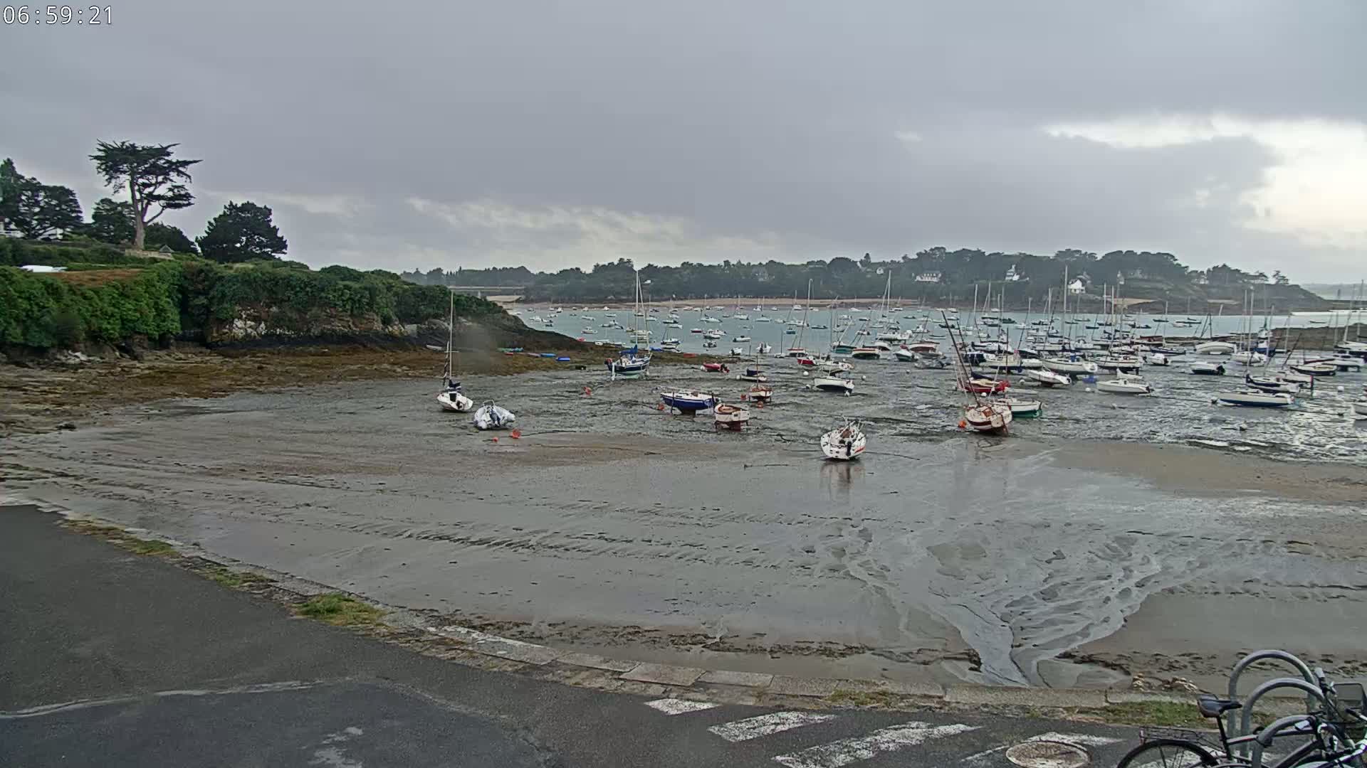 Saint-Briac-sur-Mer, Port & Plage de Bechet Live Cam - Saint-Malo, Ille-et-Vilaine, Bretagne, France