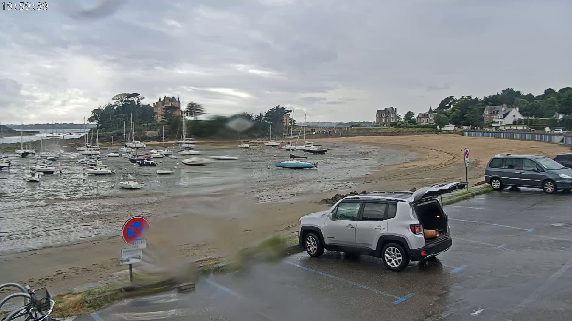 Saint-Briac-sur-Mer, Port & Plage de Bechet Live Cam - Saint-Malo, Ille-et-Vilaine, Bretagne, France