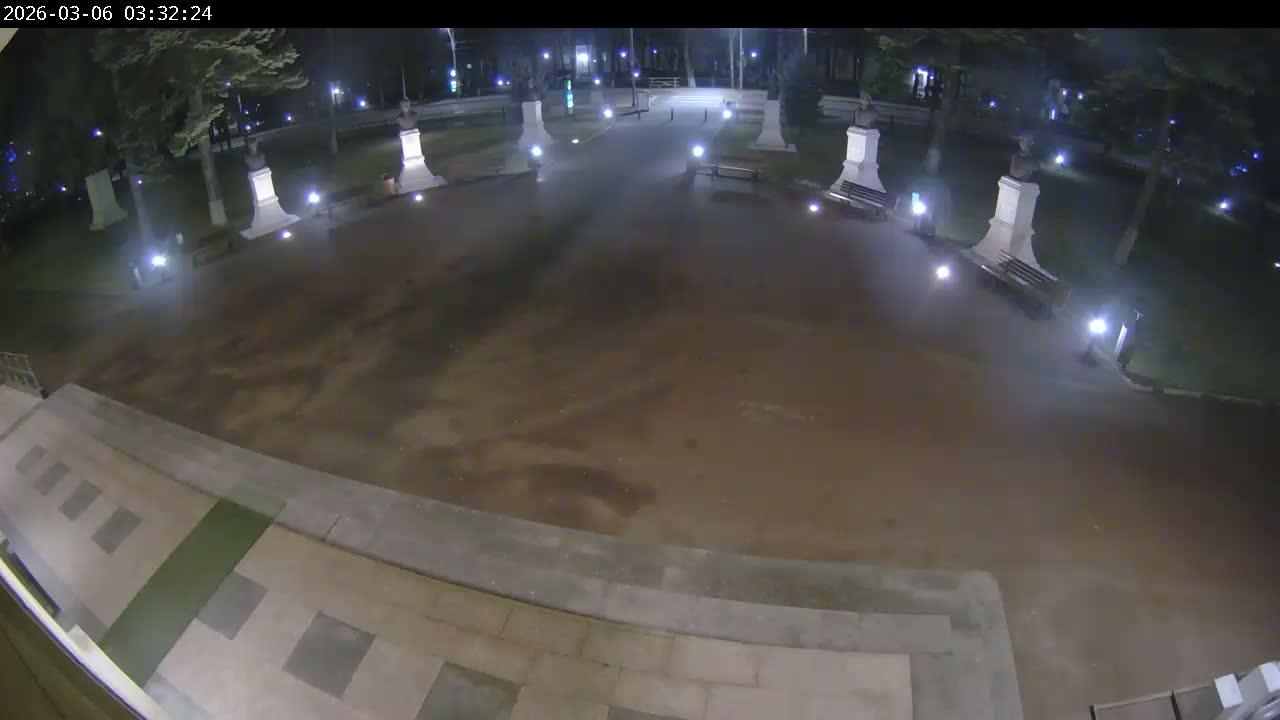 Iaşi, Aleea Mihail Sadoveanu Street & University of Agricultural Sciences and Veterinary Medicine Garden, Iasi Live Cam - Agronomie, Iaşi, Romania