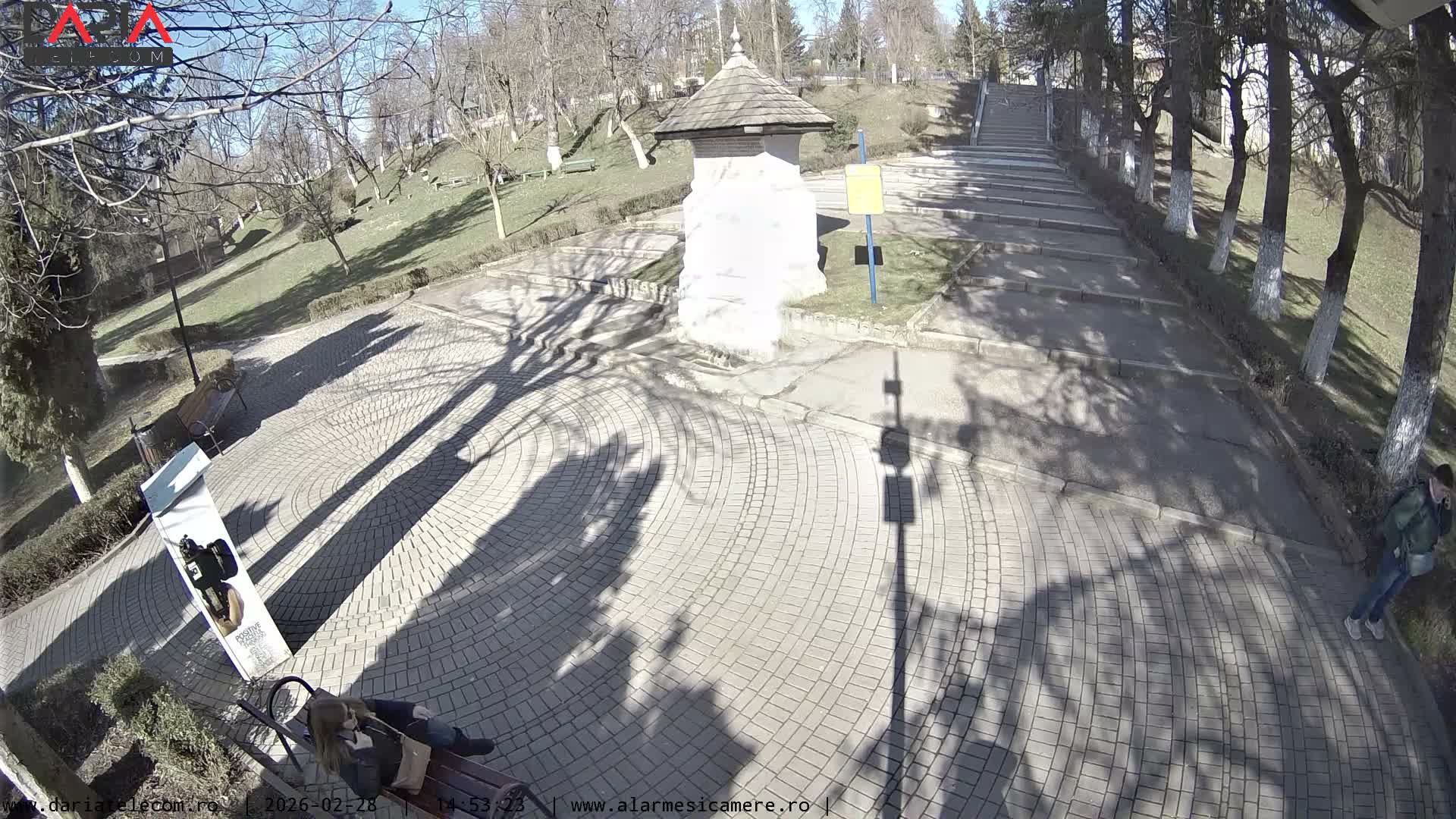 Arges , Fountain of Manole ( Fantana Lui Manole ) & Parcul Lui Manole 's Park, Curtea de Arges Live Cam - Curtea de Argeş, Arges, Romania