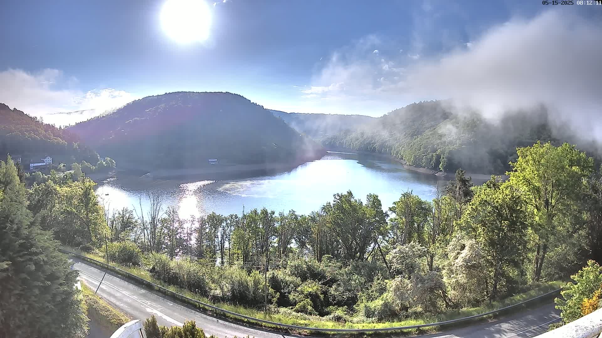 Miremont , Barrage des Fades Dam Live Cam - Riom, Puy-de-Dome, Auvergne-Rhone-Alpes, France