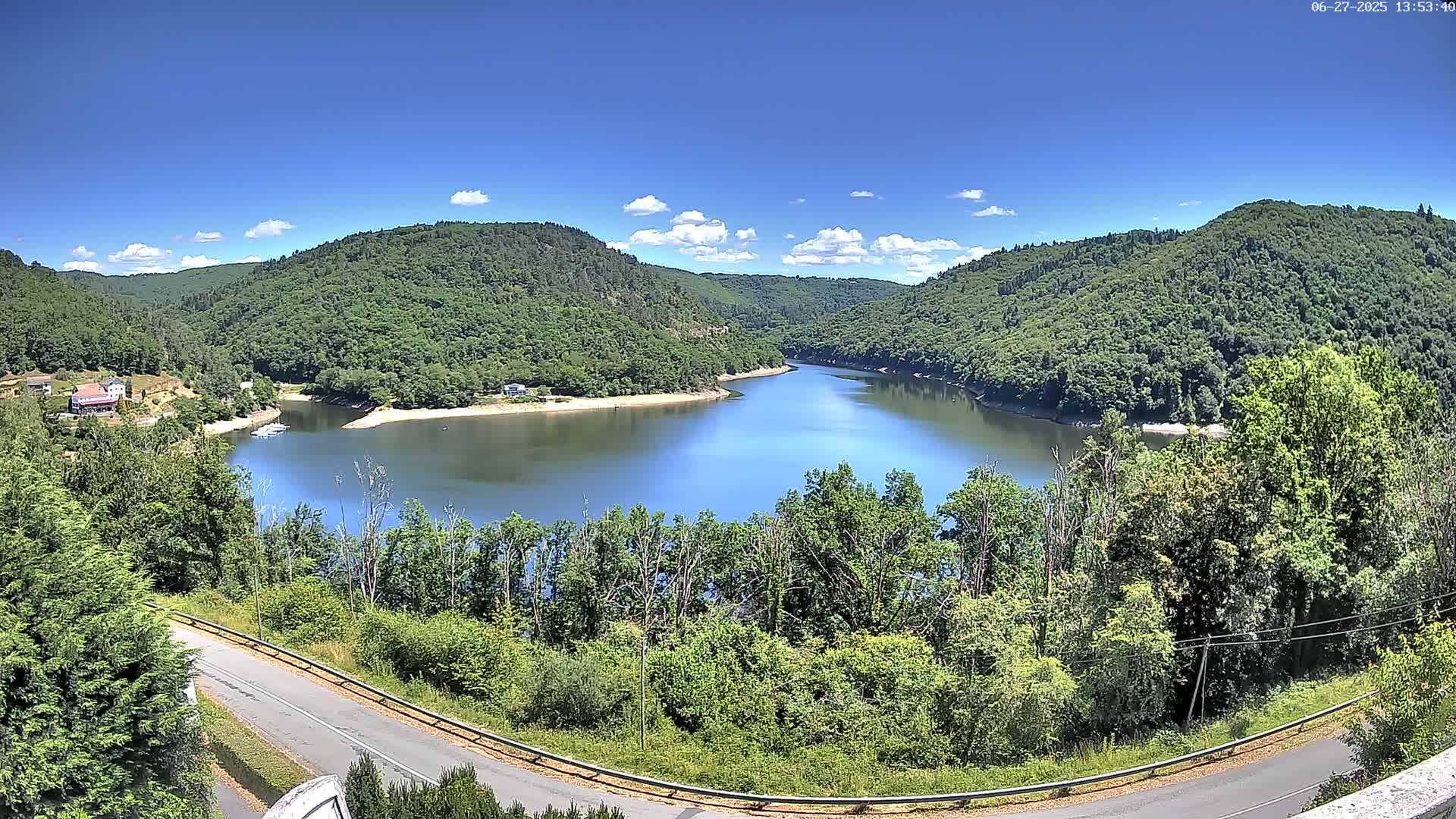 Miremont , Barrage des Fades Dam Live Cam - Riom, Puy-de-Dome, Auvergne-Rhone-Alpes, France