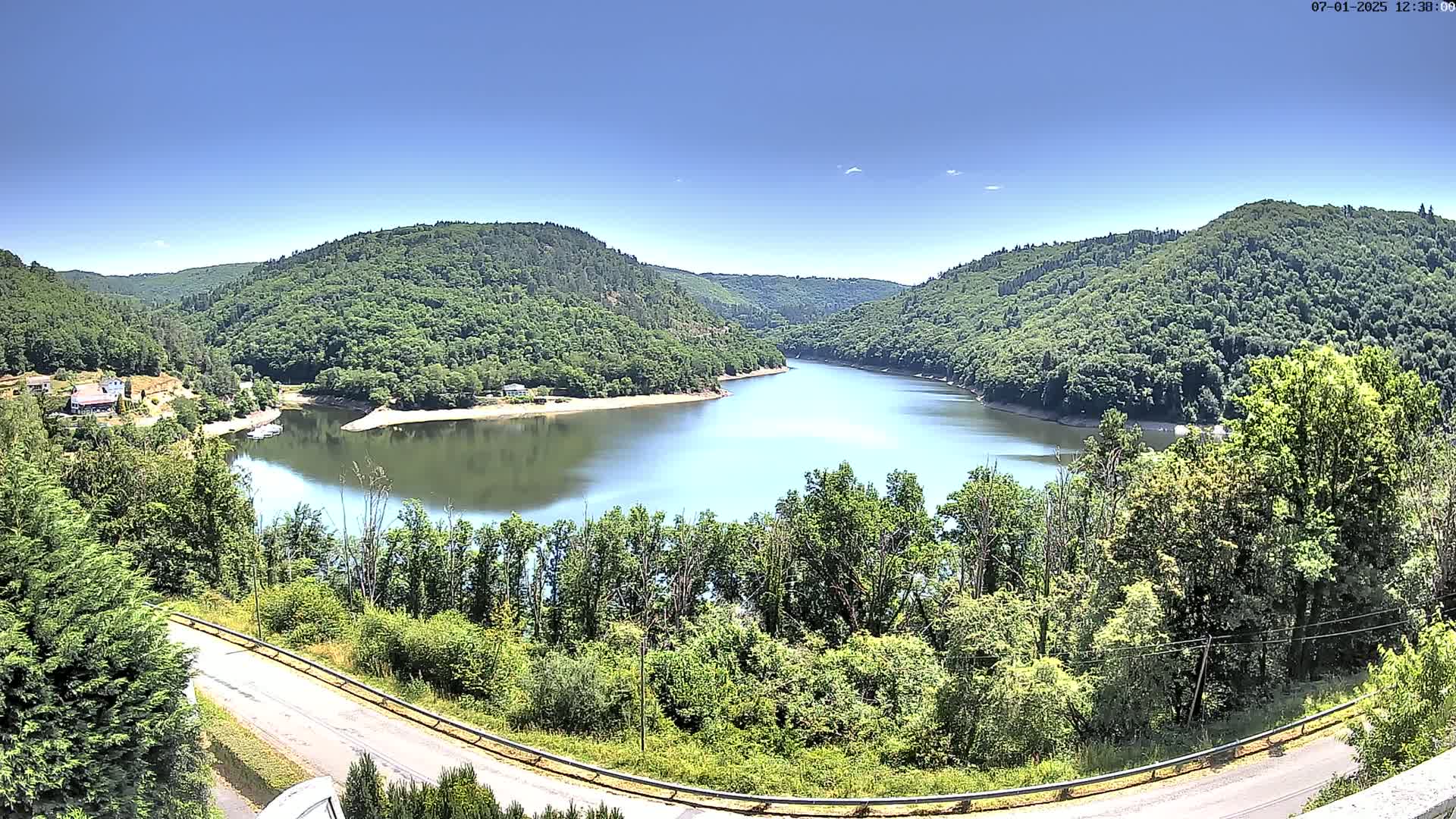 Miremont , Barrage des Fades Dam Live Cam - Riom, Puy-de-Dome, Auvergne-Rhone-Alpes, France