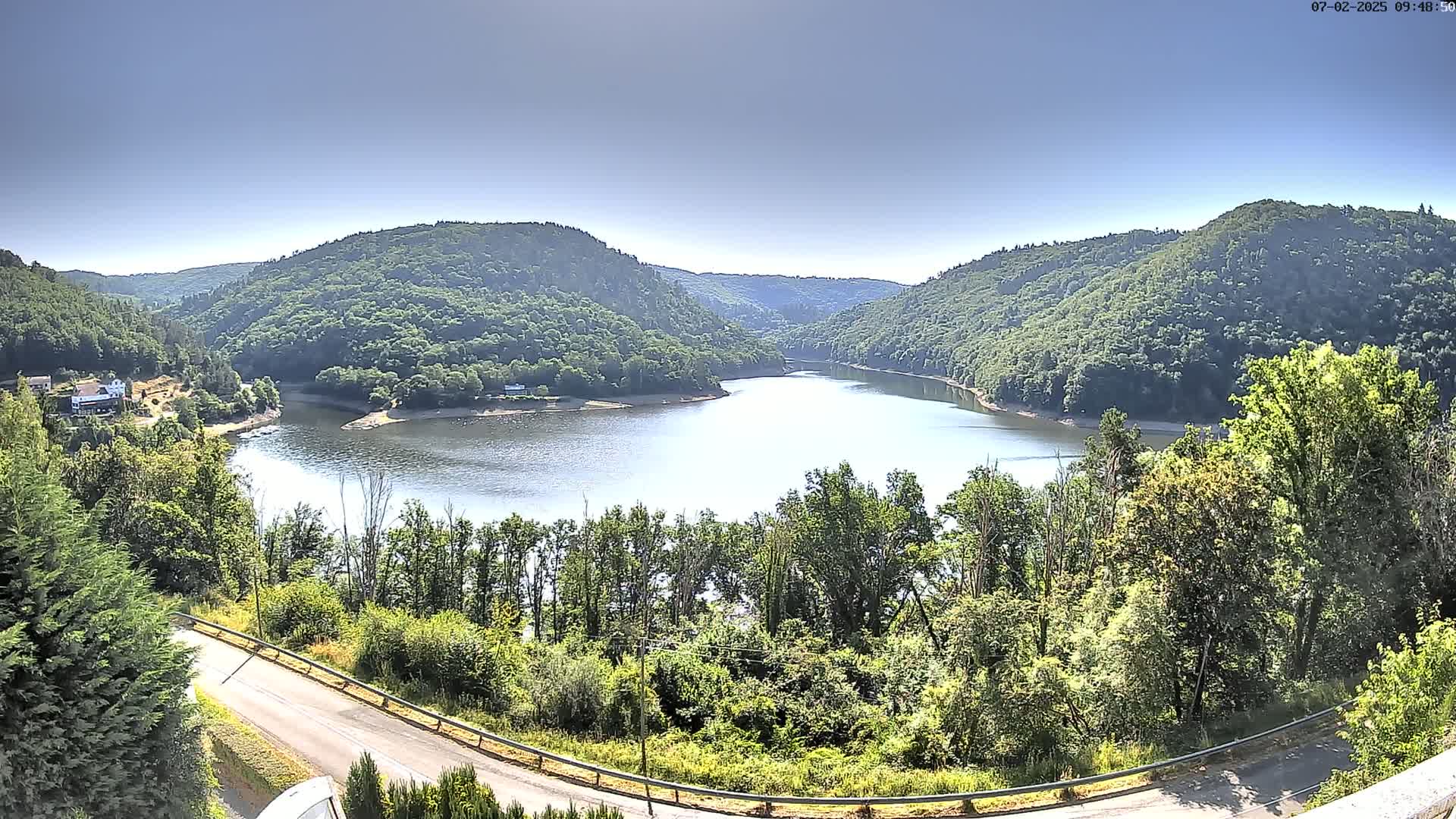 Miremont , Barrage des Fades Dam Live Cam - Riom, Puy-de-Dome, Auvergne-Rhone-Alpes, France