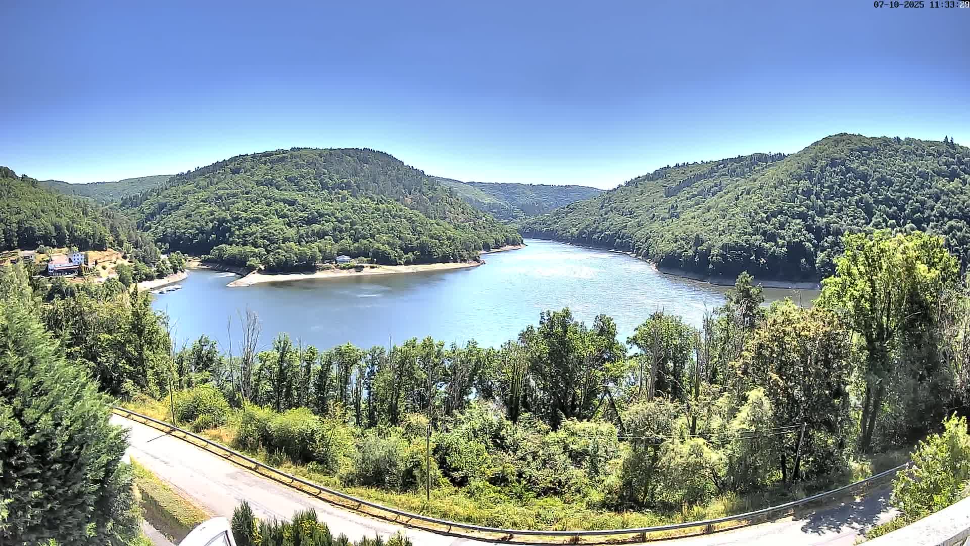 Miremont , Barrage des Fades Dam Live Cam - Riom, Puy-de-Dome, Auvergne-Rhone-Alpes, France