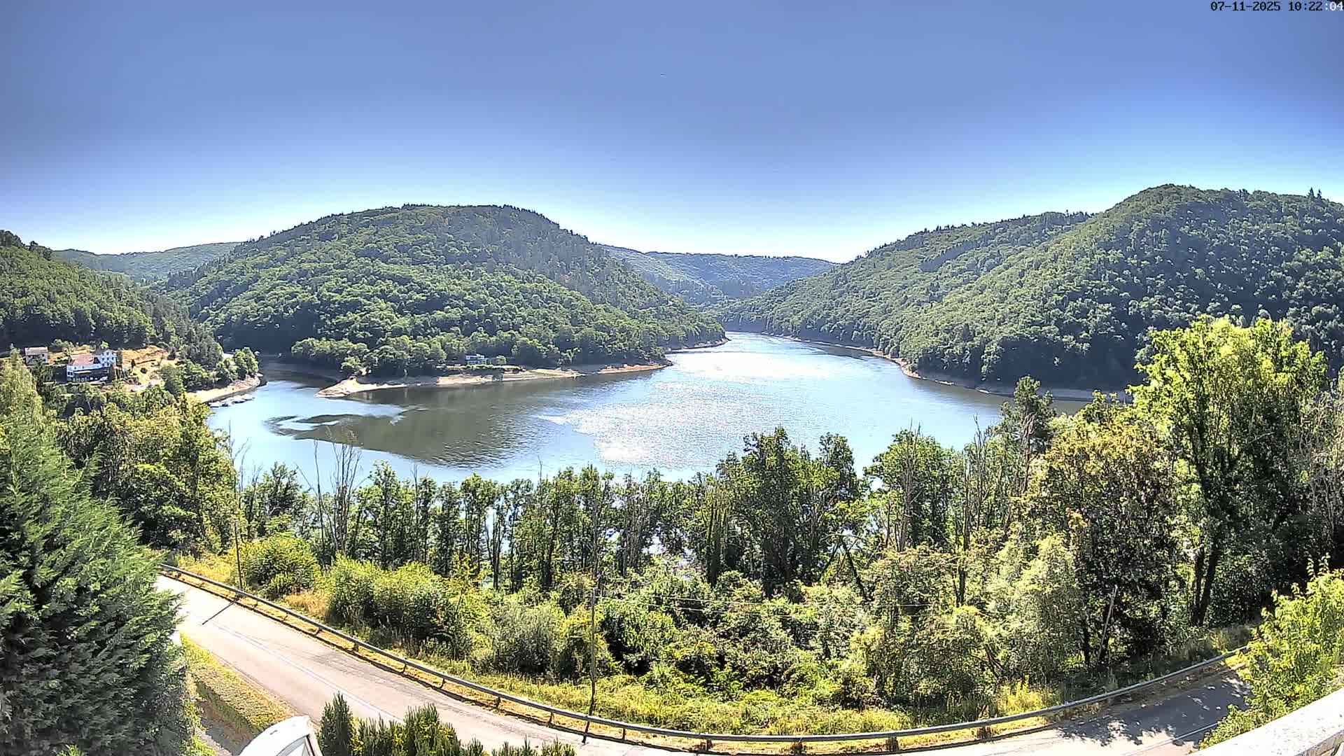 Miremont , Barrage des Fades Dam Live Cam - Riom, Puy-de-Dome, Auvergne-Rhone-Alpes, France