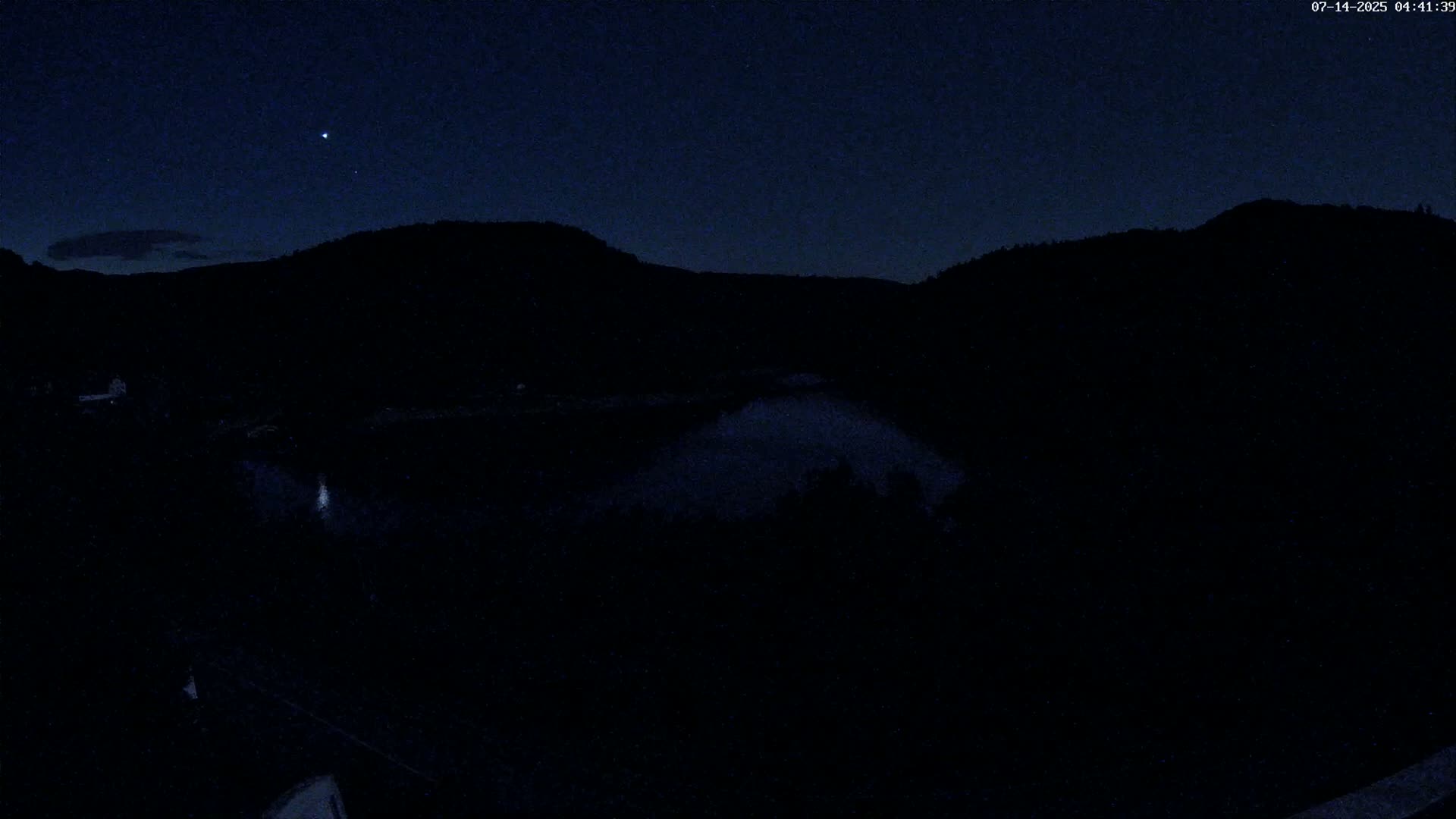 Miremont , Barrage des Fades Dam Live Cam - Riom, Puy-de-Dome, Auvergne-Rhone-Alpes, France