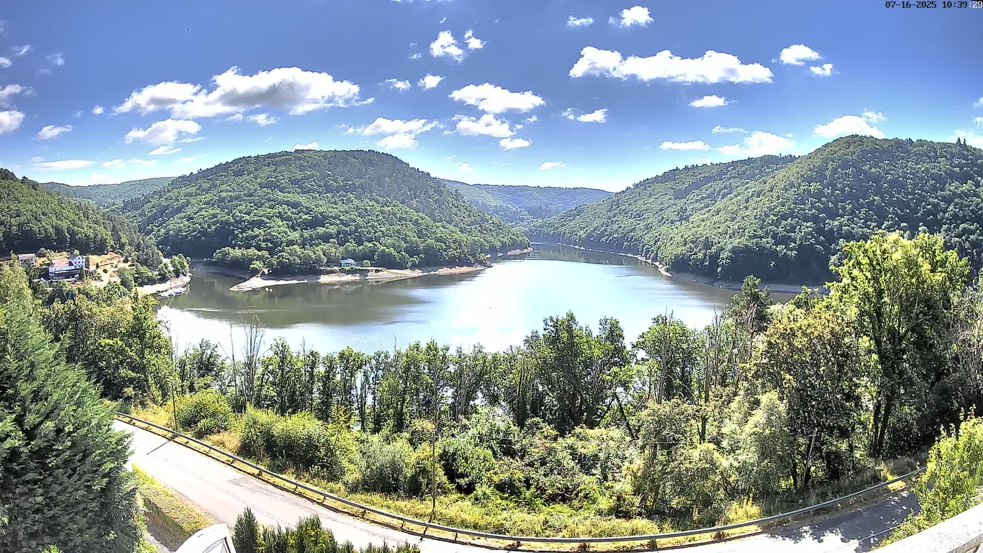 Miremont , Barrage des Fades Dam Live Cam - Riom, Puy-de-Dome, Auvergne-Rhone-Alpes, France