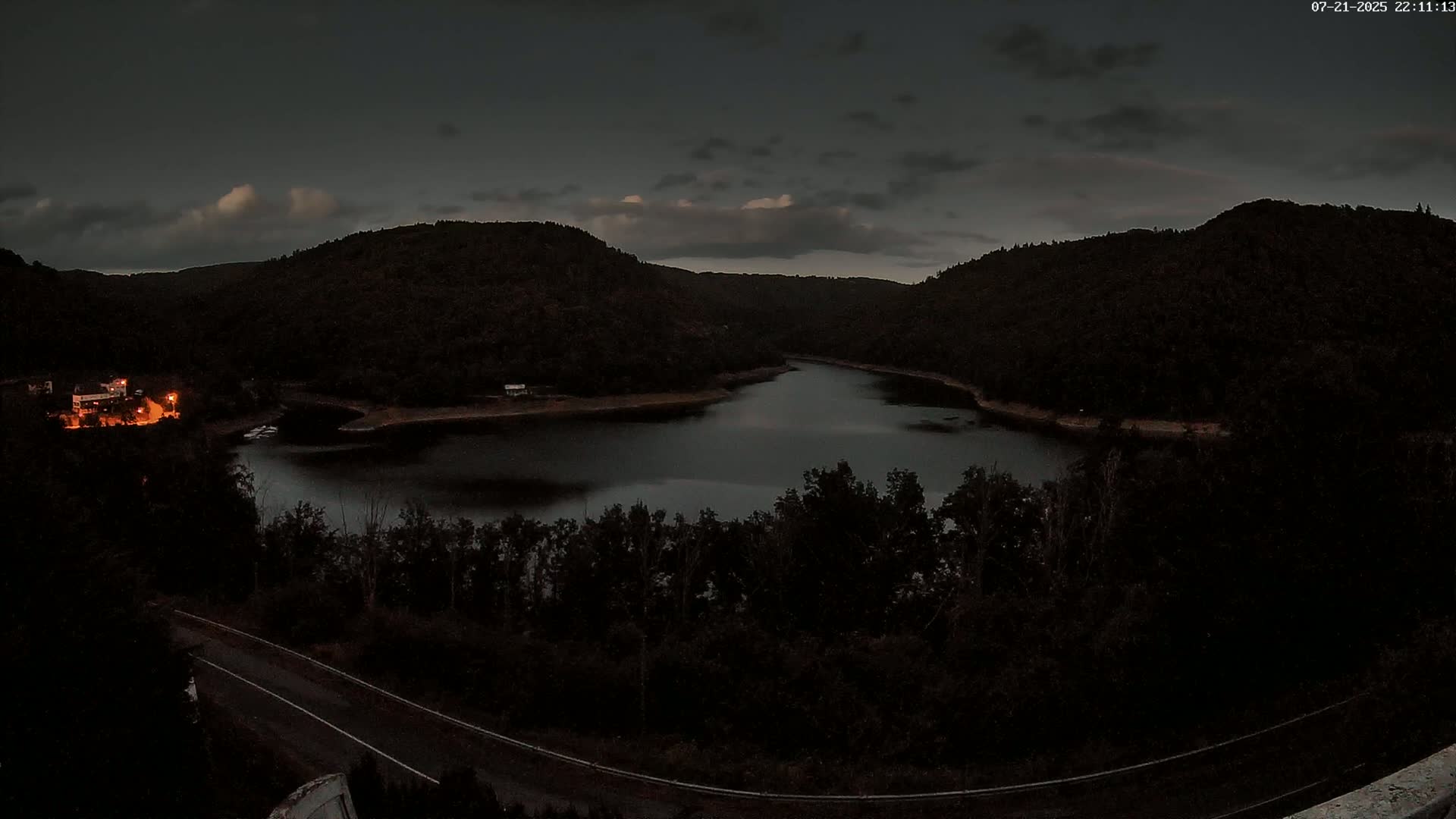 Miremont , Barrage des Fades Dam Live Cam - Riom, Puy-de-Dome, Auvergne-Rhone-Alpes, France