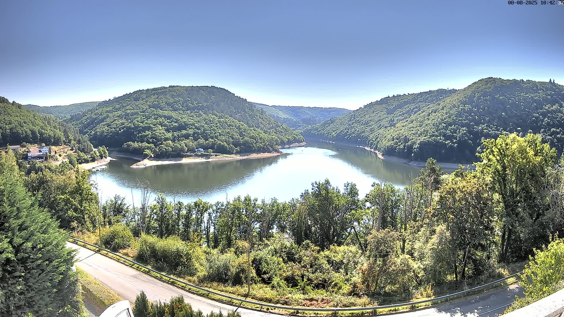 Miremont , Barrage des Fades Dam Live Cam - Riom, Puy-de-Dome, Auvergne-Rhone-Alpes, France