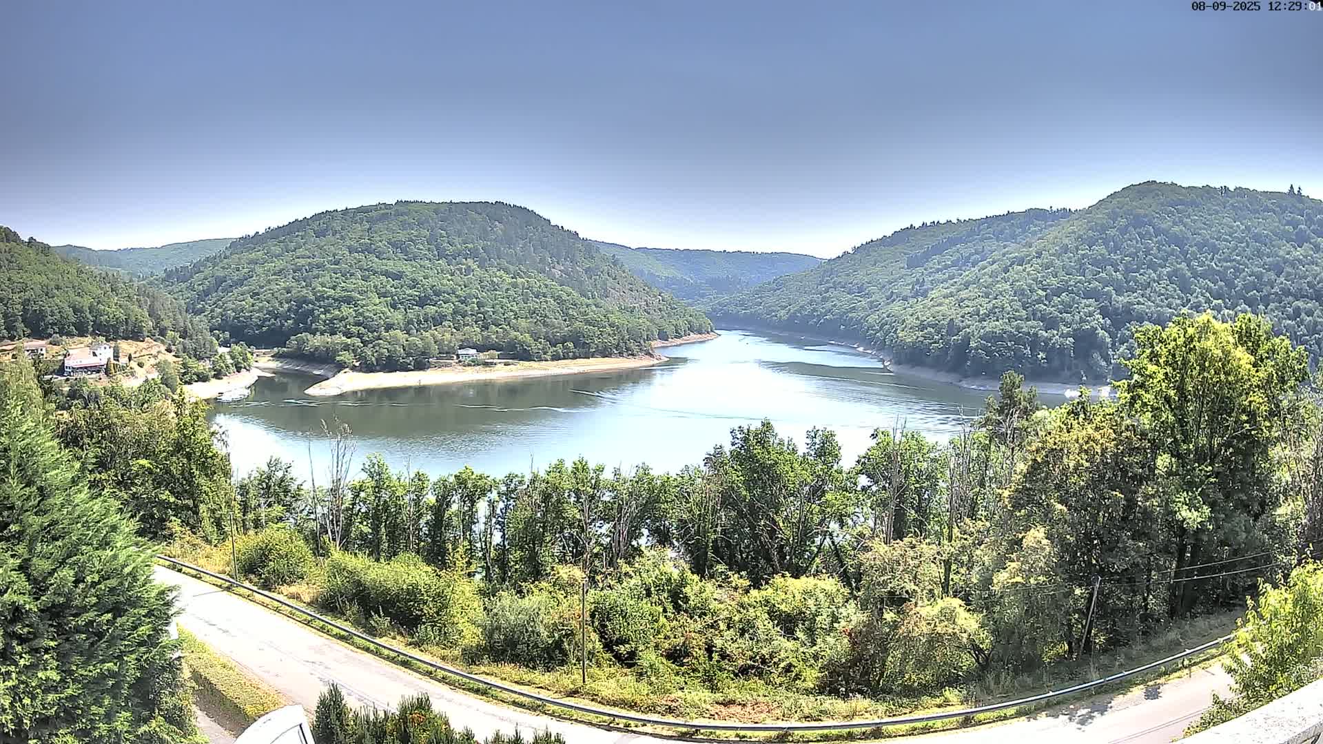 Miremont , Barrage des Fades Dam Live Cam - Riom, Puy-de-Dome, Auvergne-Rhone-Alpes, France