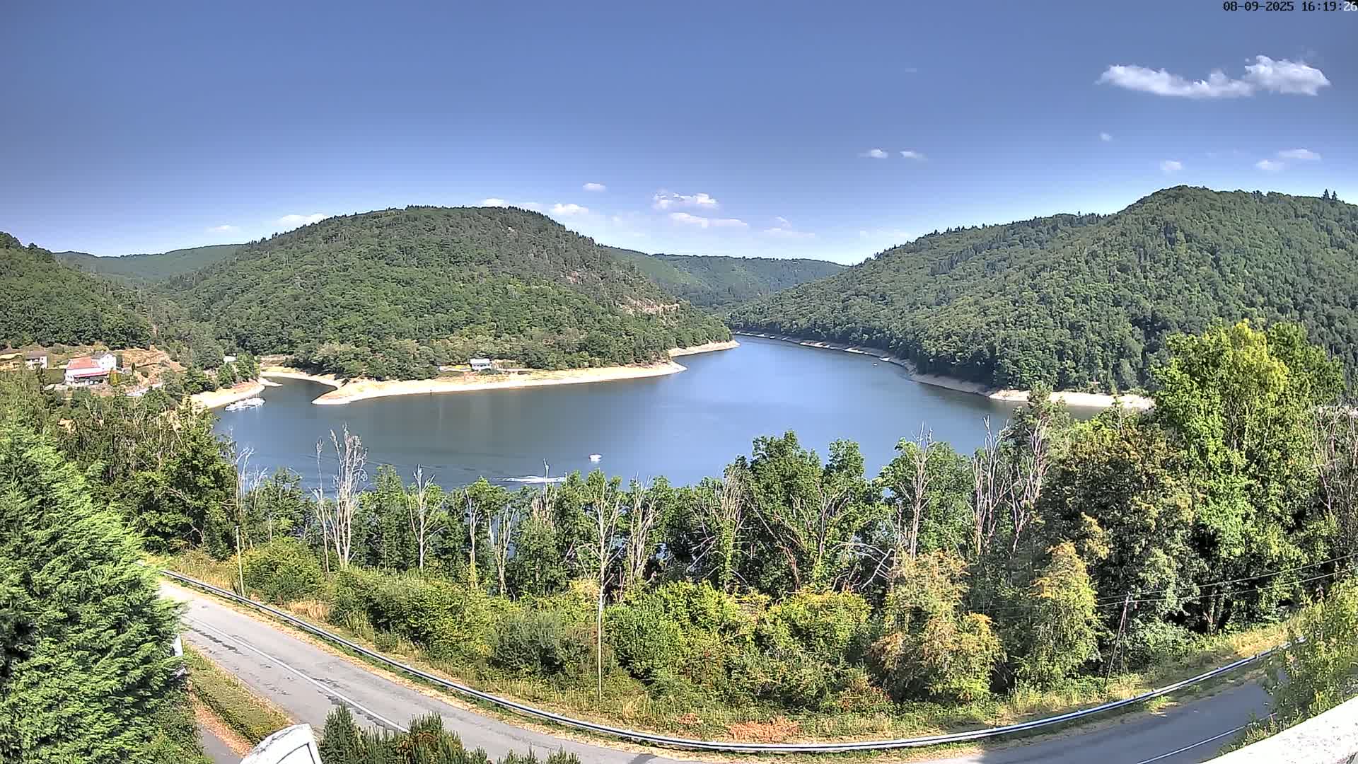 Miremont , Barrage des Fades Dam Live Cam - Riom, Puy-de-Dome, Auvergne-Rhone-Alpes, France
