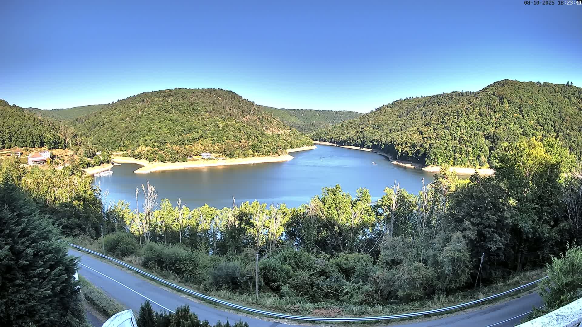 Miremont , Barrage des Fades Dam Live Cam - Riom, Puy-de-Dome, Auvergne-Rhone-Alpes, France