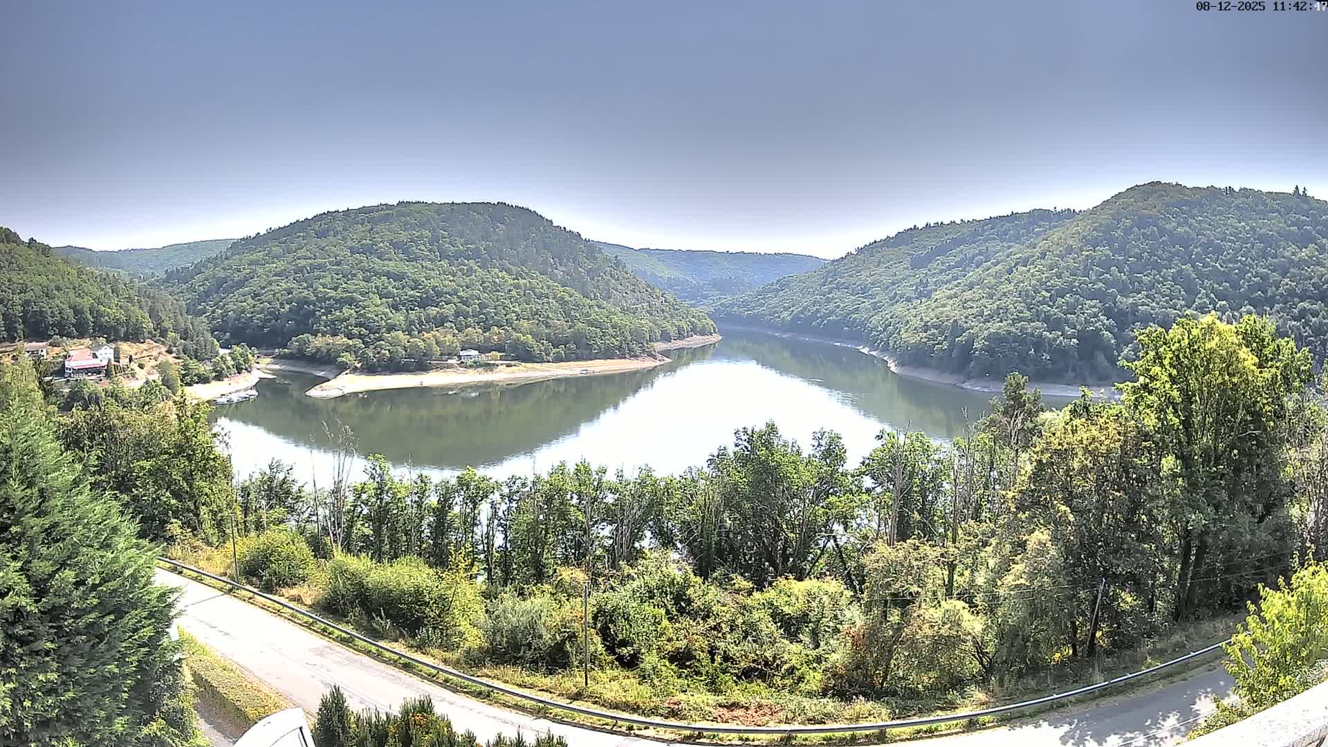 Miremont , Barrage des Fades Dam Live Cam - Riom, Puy-de-Dome, Auvergne-Rhone-Alpes, France