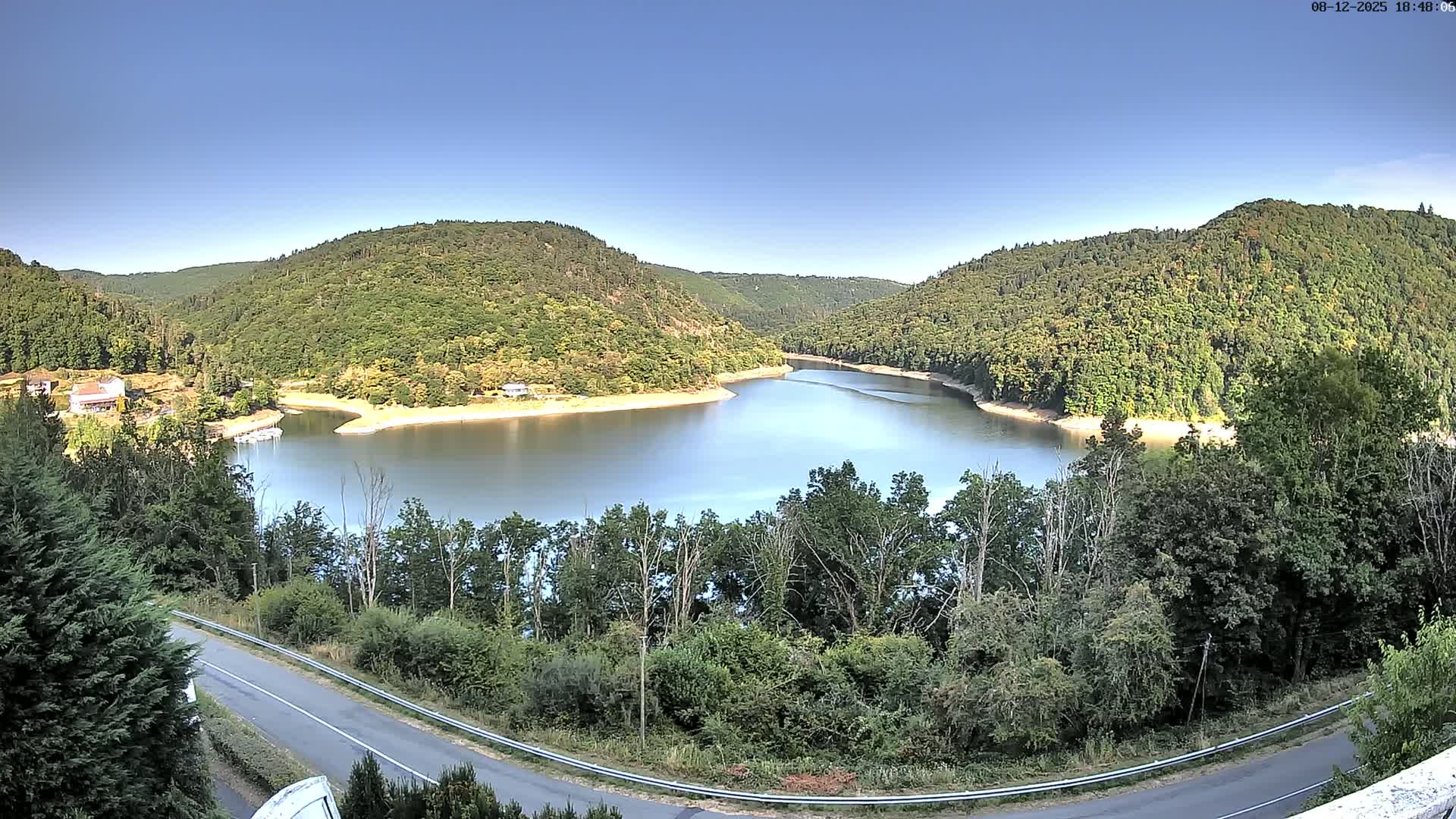 Miremont , Barrage des Fades Dam Live Cam - Riom, Puy-de-Dome, Auvergne-Rhone-Alpes, France