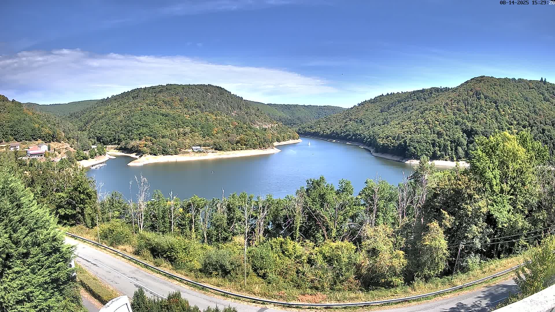 Miremont , Barrage des Fades Dam Live Cam - Riom, Puy-de-Dome, Auvergne-Rhone-Alpes, France