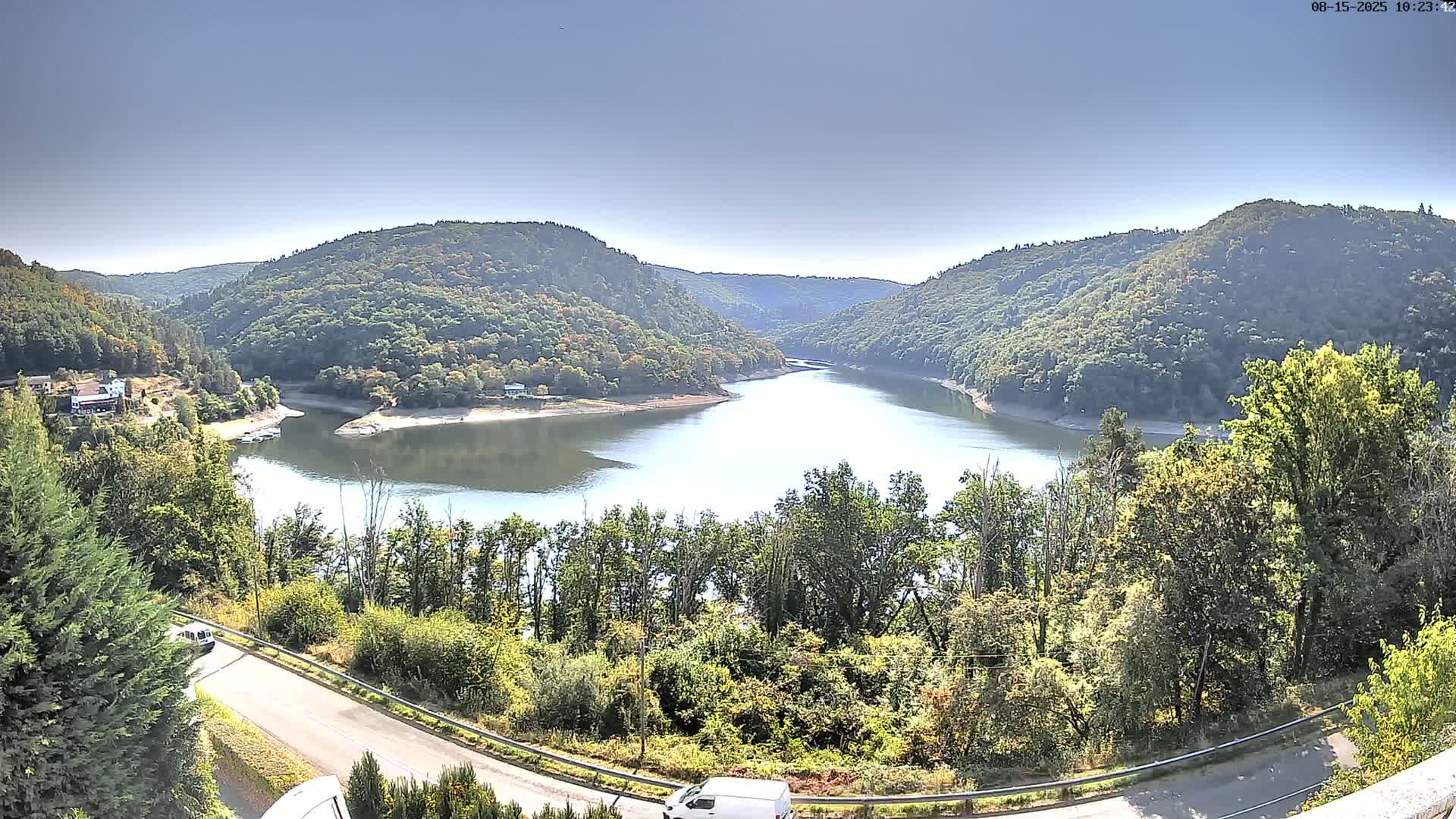 Miremont , Barrage des Fades Dam Live Cam - Riom, Puy-de-Dome, Auvergne-Rhone-Alpes, France