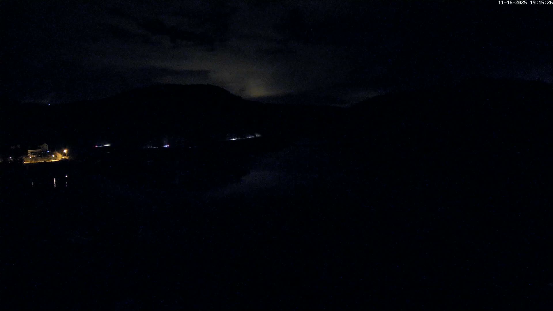 Miremont , Barrage des Fades Dam Live Cam - Riom, Puy-de-Dome, Auvergne-Rhone-Alpes, France