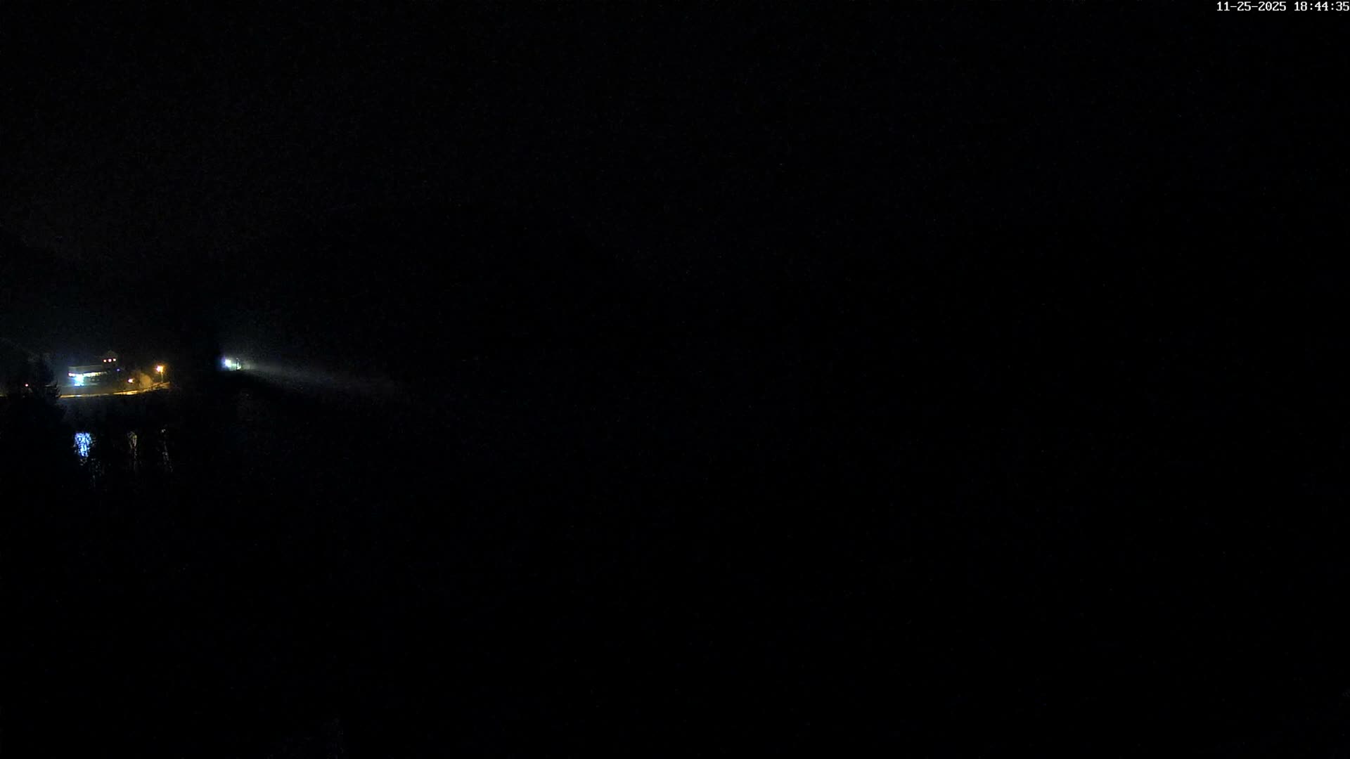 Miremont , Barrage des Fades Dam Live Cam - Riom, Puy-de-Dome, Auvergne-Rhone-Alpes, France