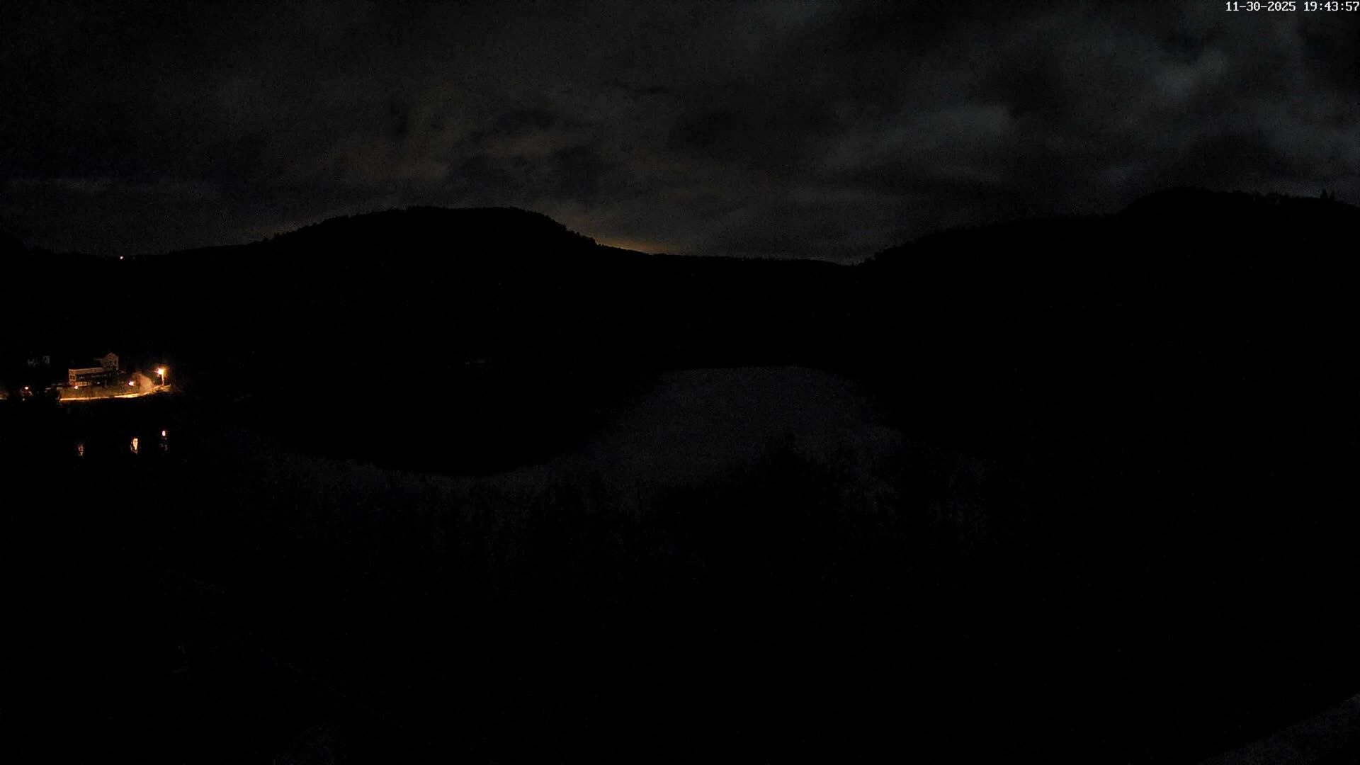 Miremont , Barrage des Fades Dam Live Cam - Riom, Puy-de-Dome, Auvergne-Rhone-Alpes, France