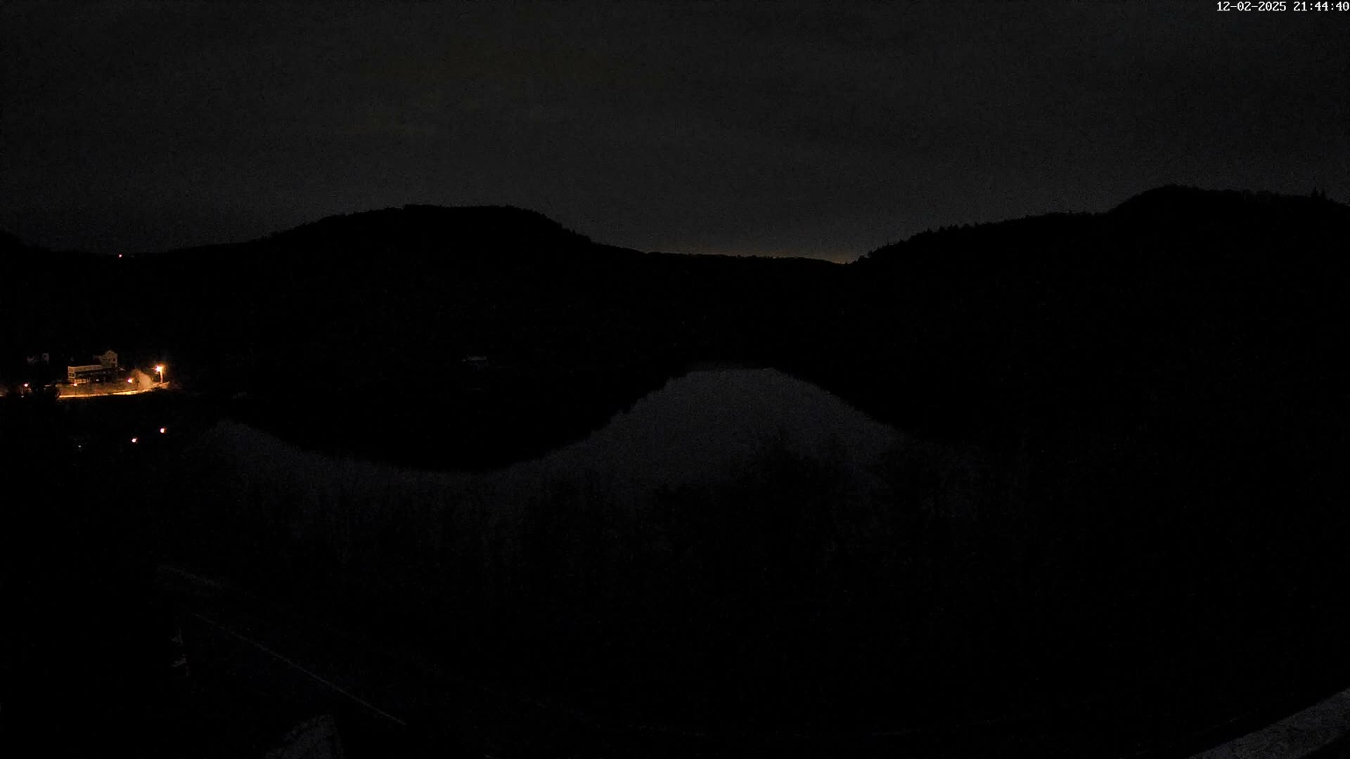 Miremont , Barrage des Fades Dam Live Cam - Riom, Puy-de-Dome, Auvergne-Rhone-Alpes, France