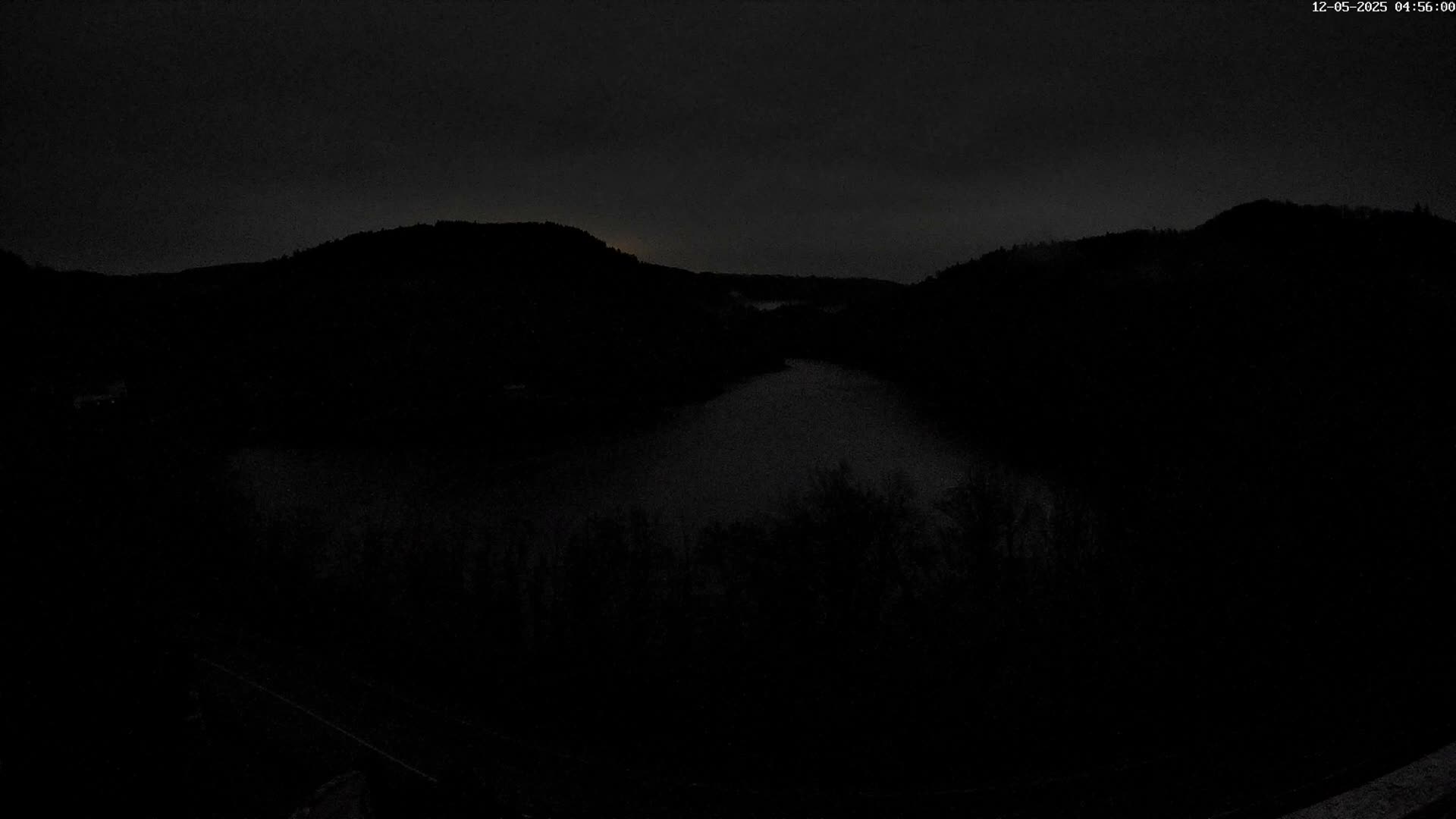 Miremont , Barrage des Fades Dam Live Cam - Riom, Puy-de-Dome, Auvergne-Rhone-Alpes, France