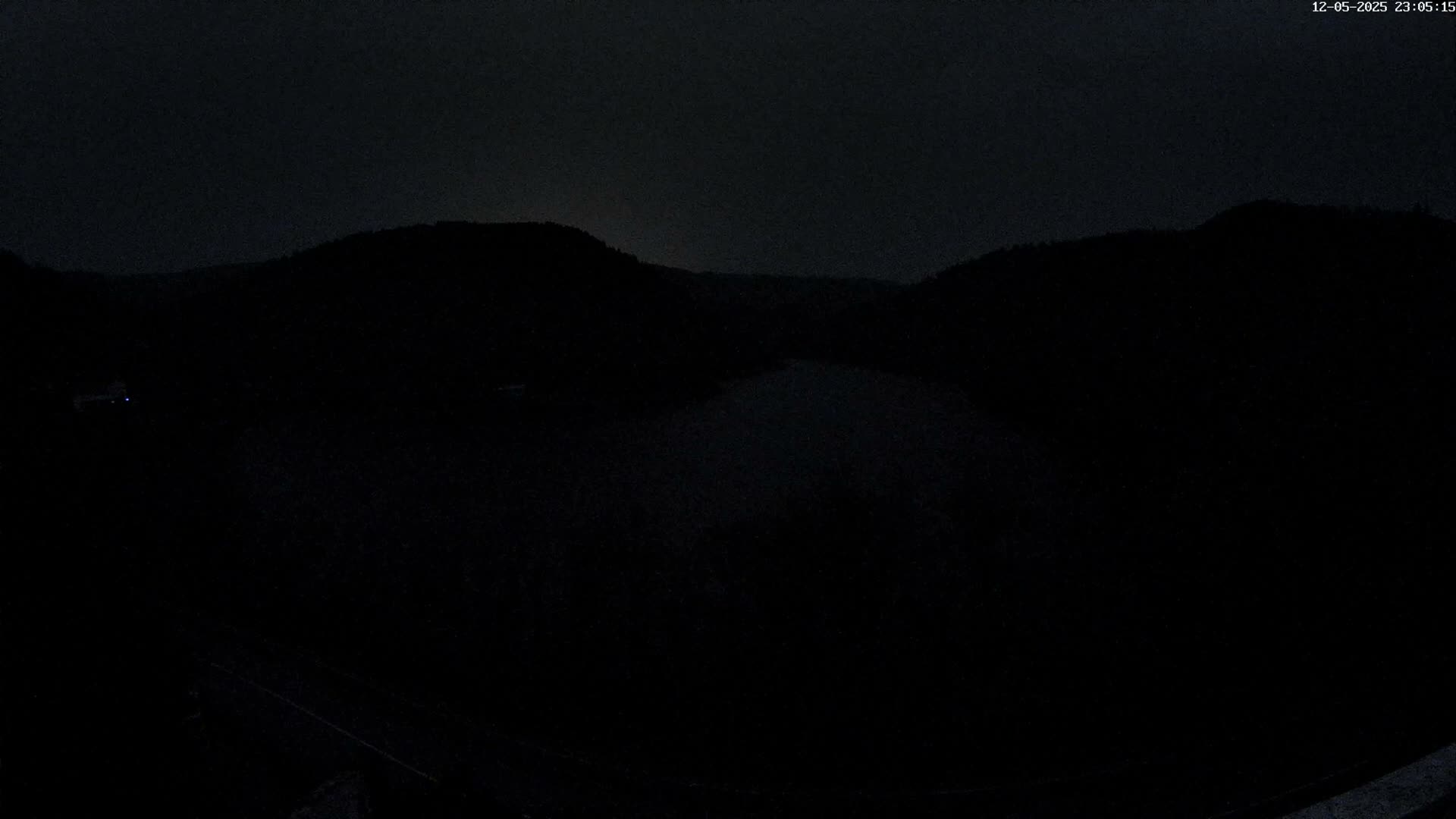 Miremont , Barrage des Fades Dam Live Cam - Riom, Puy-de-Dome, Auvergne-Rhone-Alpes, France