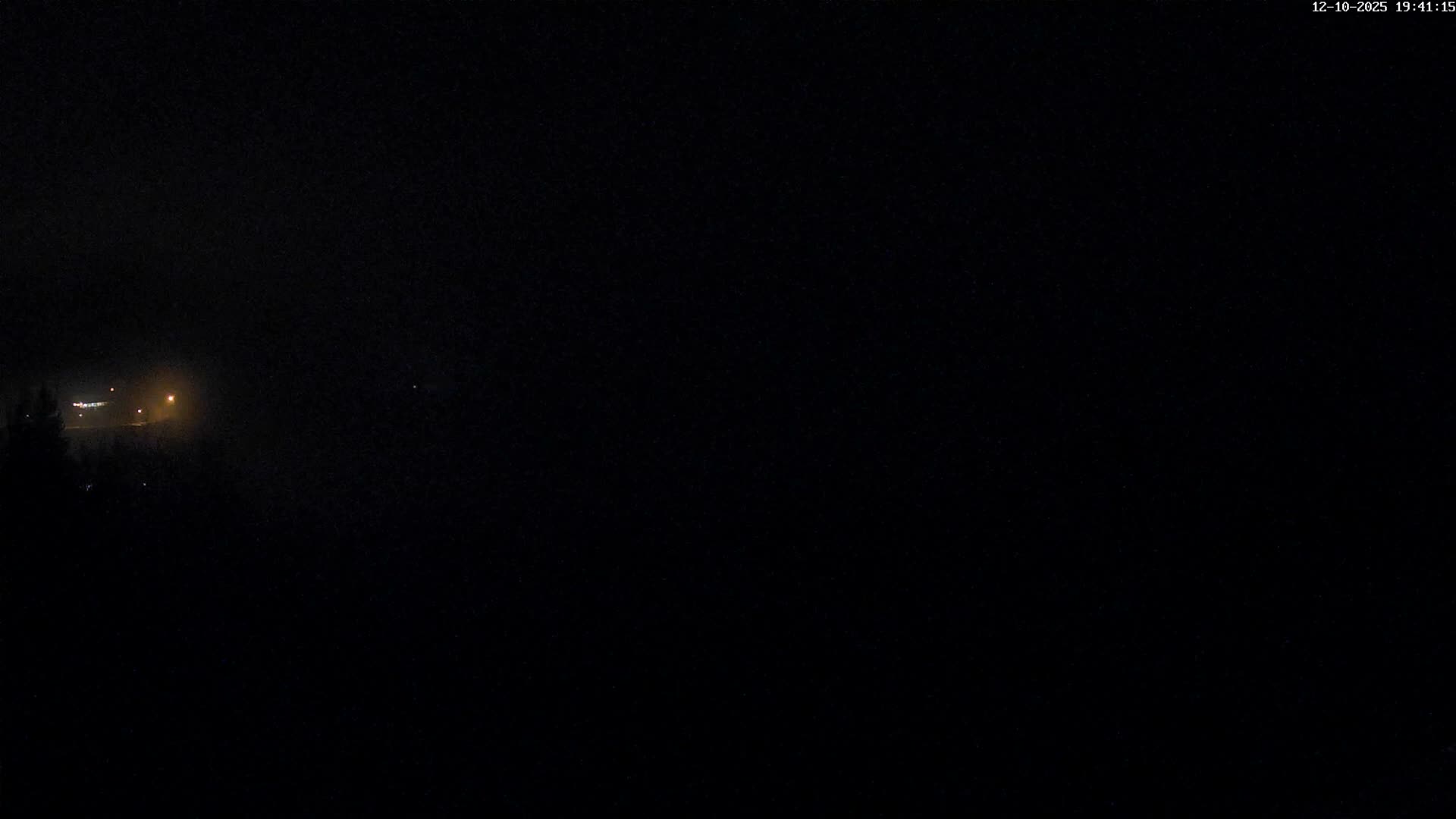 Miremont , Barrage des Fades Dam Live Cam - Riom, Puy-de-Dome, Auvergne-Rhone-Alpes, France