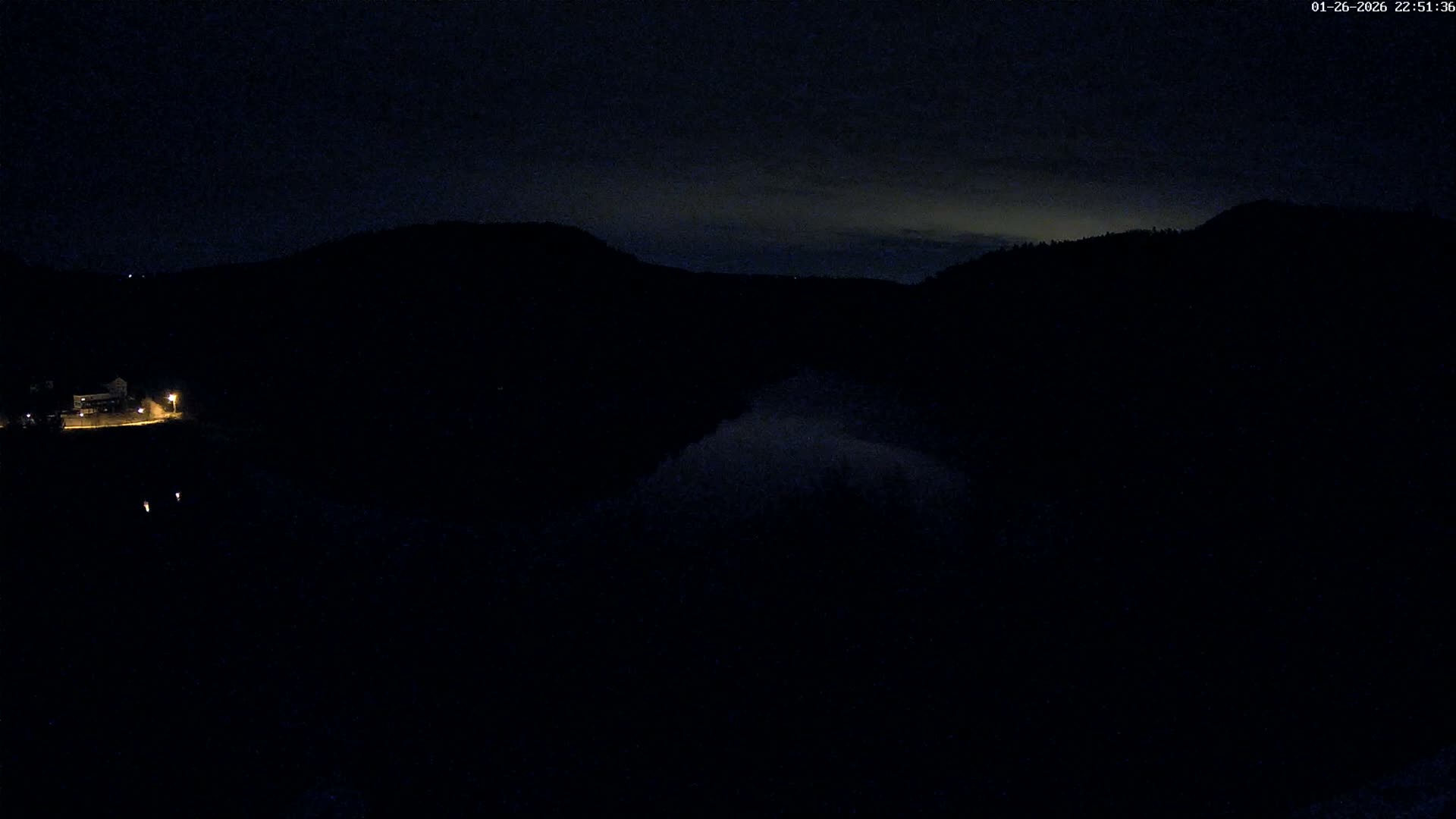 Miremont , Barrage des Fades Dam Live Cam - Riom, Puy-de-Dome, Auvergne-Rhone-Alpes, France