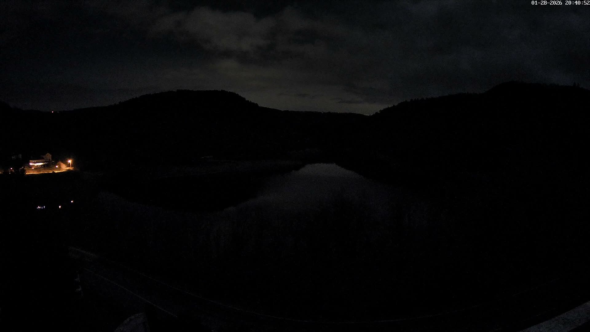 Miremont , Barrage des Fades Dam Live Cam - Riom, Puy-de-Dome, Auvergne-Rhone-Alpes, France