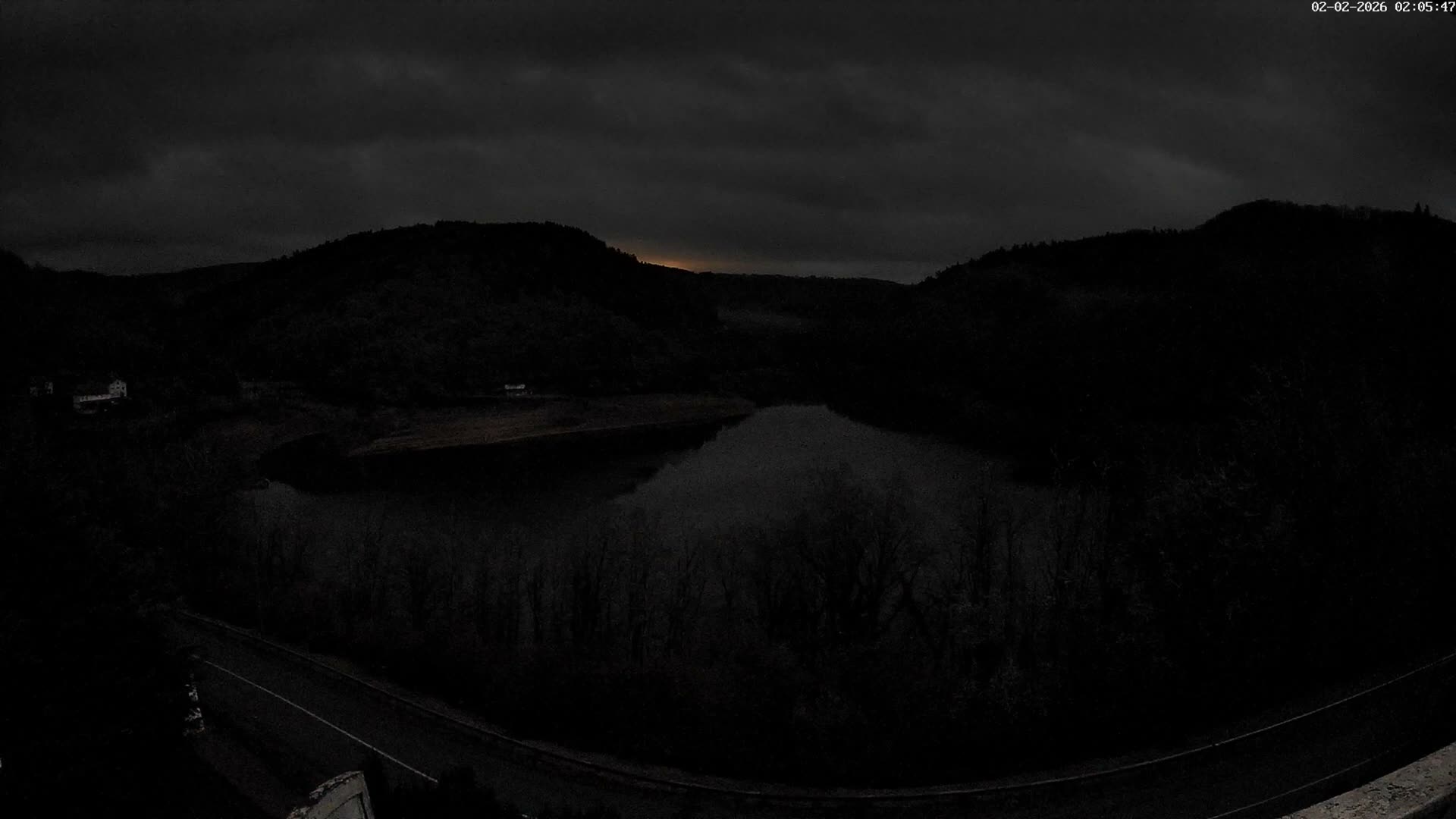 Miremont , Barrage des Fades Dam Live Cam - Riom, Puy-de-Dome, Auvergne-Rhone-Alpes, France