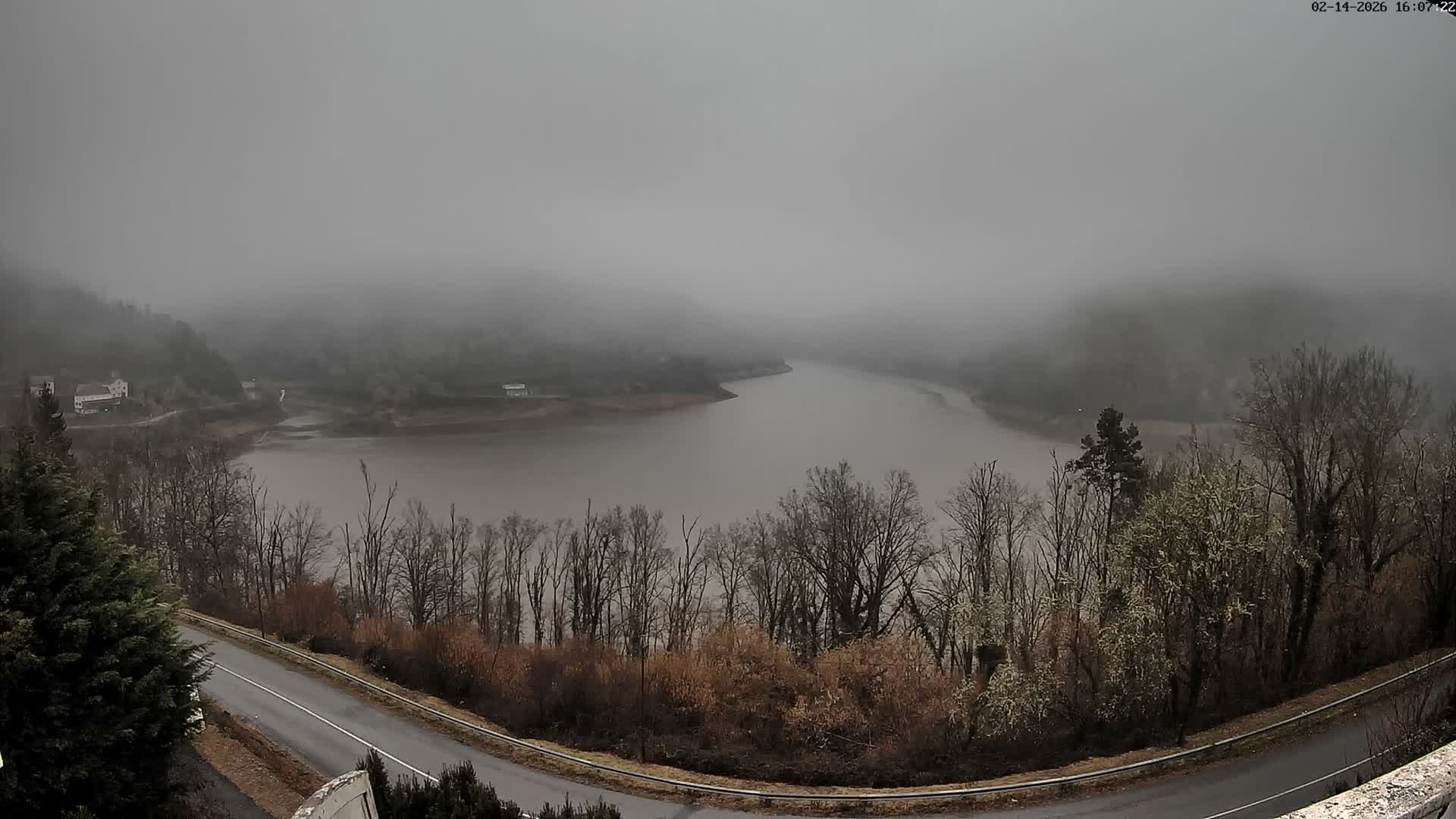 Miremont , Barrage des Fades Dam Live Cam - Riom, Puy-de-Dome, Auvergne-Rhone-Alpes, France