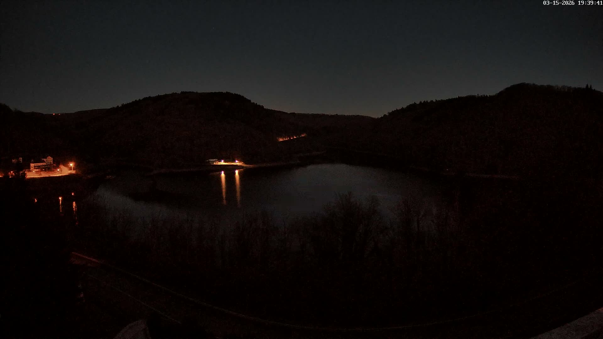 Miremont , Barrage des Fades Dam Live Cam - Riom, Puy-de-Dome, Auvergne-Rhone-Alpes, France