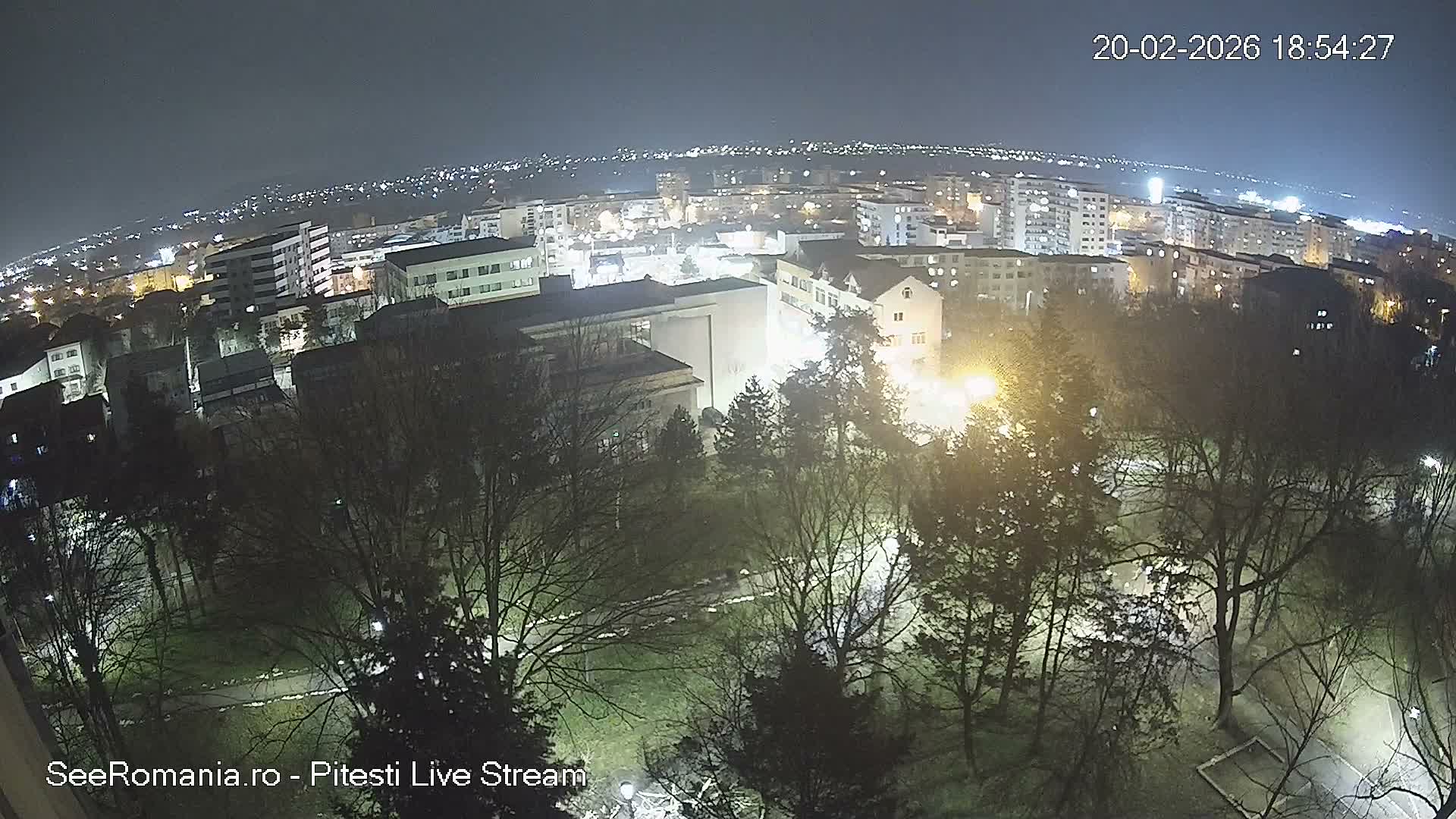 Arges, Parcul Tineretului Youth Park & Piteşti Skyline View from Craiovei, Pitesti Live Cam - Craiovei, Piteşti, Romania