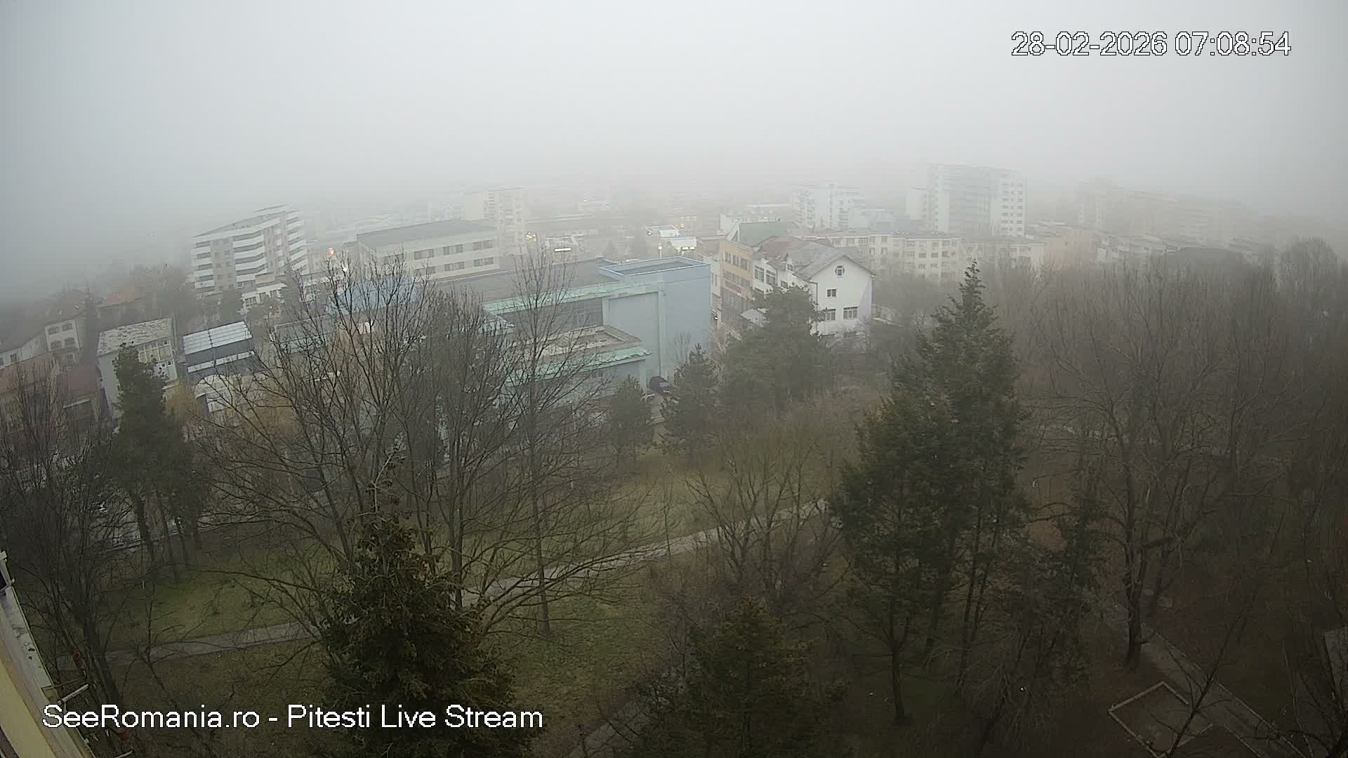 Arges, Parcul Tineretului Youth Park & Piteşti Skyline View from Craiovei, Pitesti Live Cam - Craiovei, Piteşti, Romania