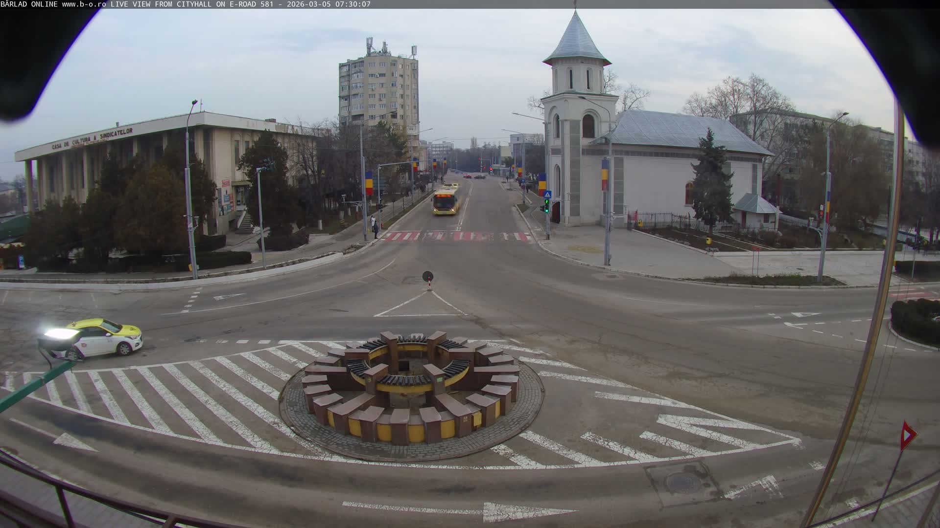 Vaslui, Piata Victorei ( Victory Square) & City Center of Barlad Live Cam - Centru, Bârlad, Vaslui, Romania