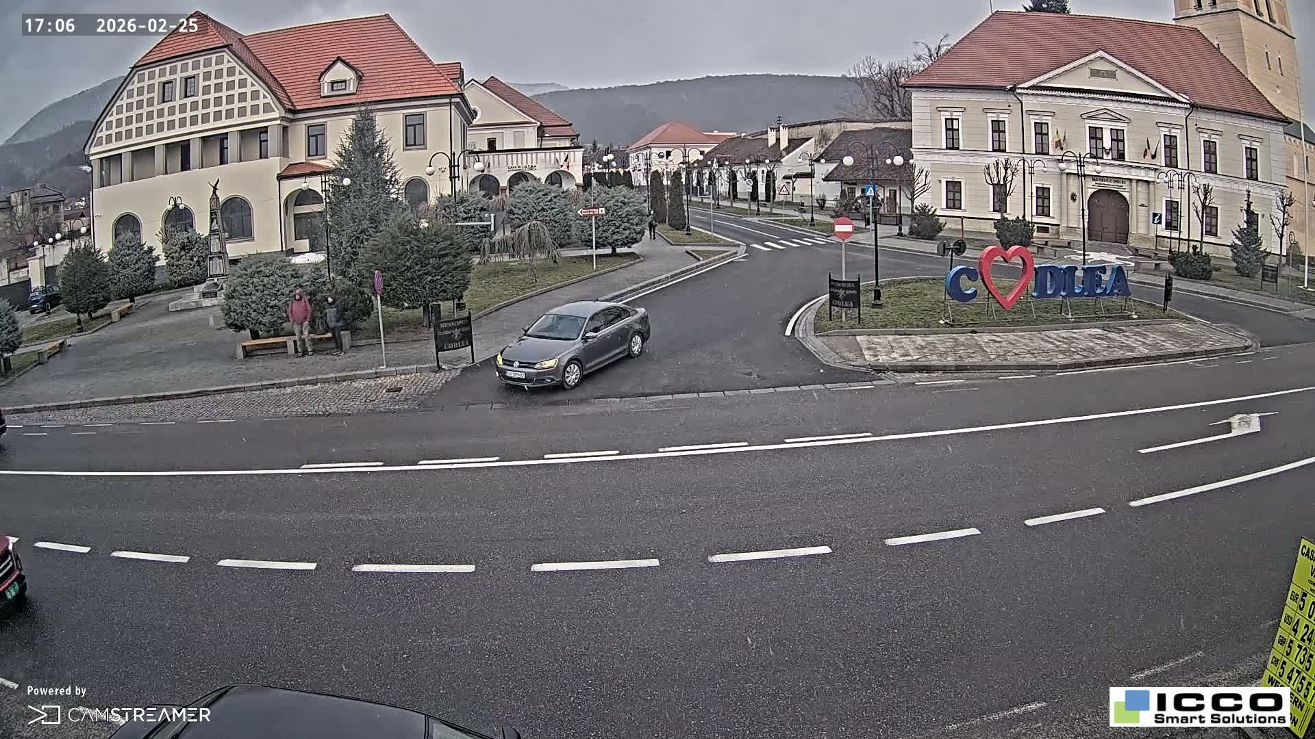 Brasov, Strada Lunga Street / Strada Magurii Street Instersection & City Center of Codlea Live Cam -  Codlea, Braşov, Romania