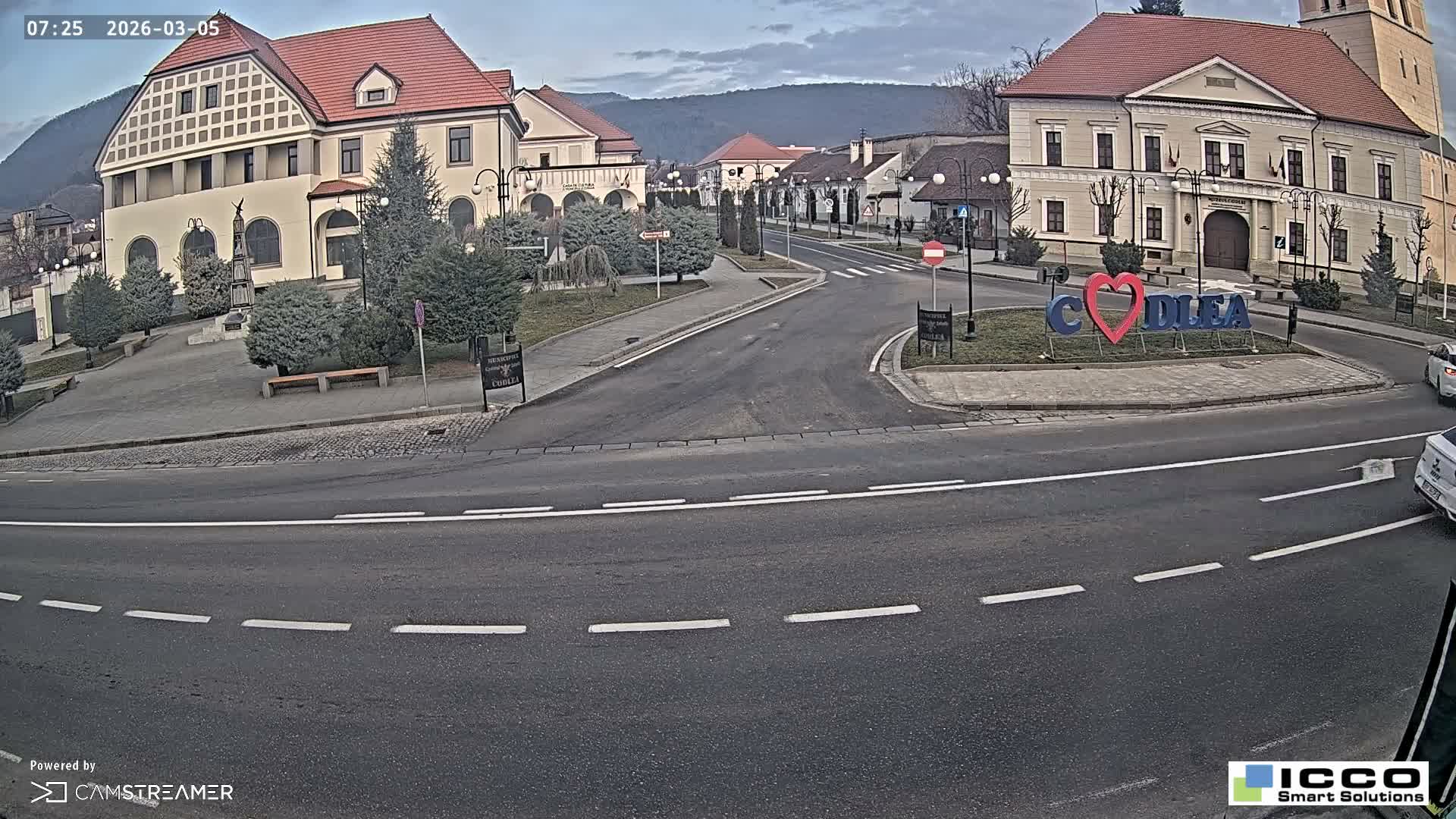 Brasov, Strada Lunga Street / Strada Magurii Street Instersection & City Center of Codlea Live Cam -  Codlea, Braşov, Romania